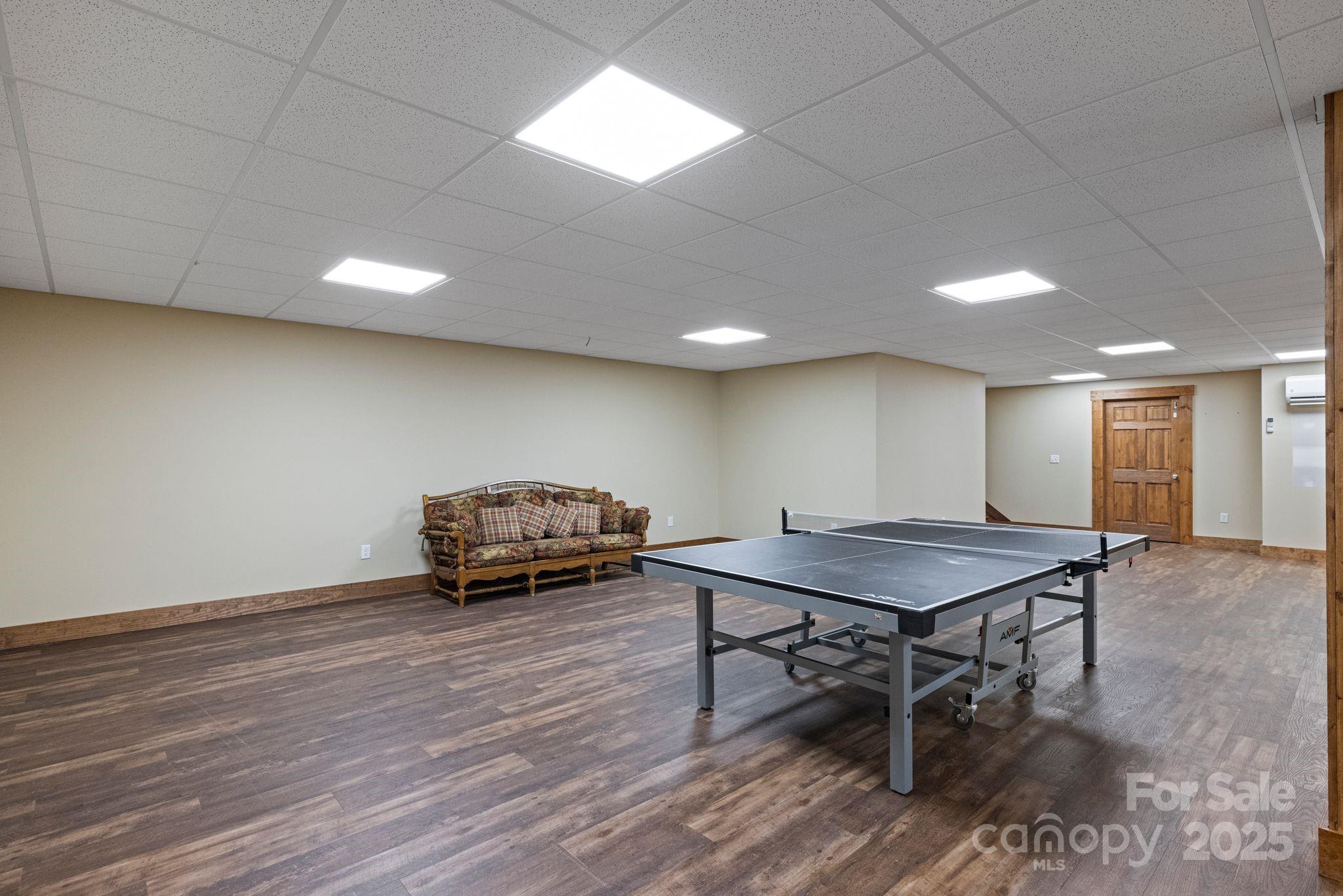 5626 Rocky Falls Lane — Lenoir