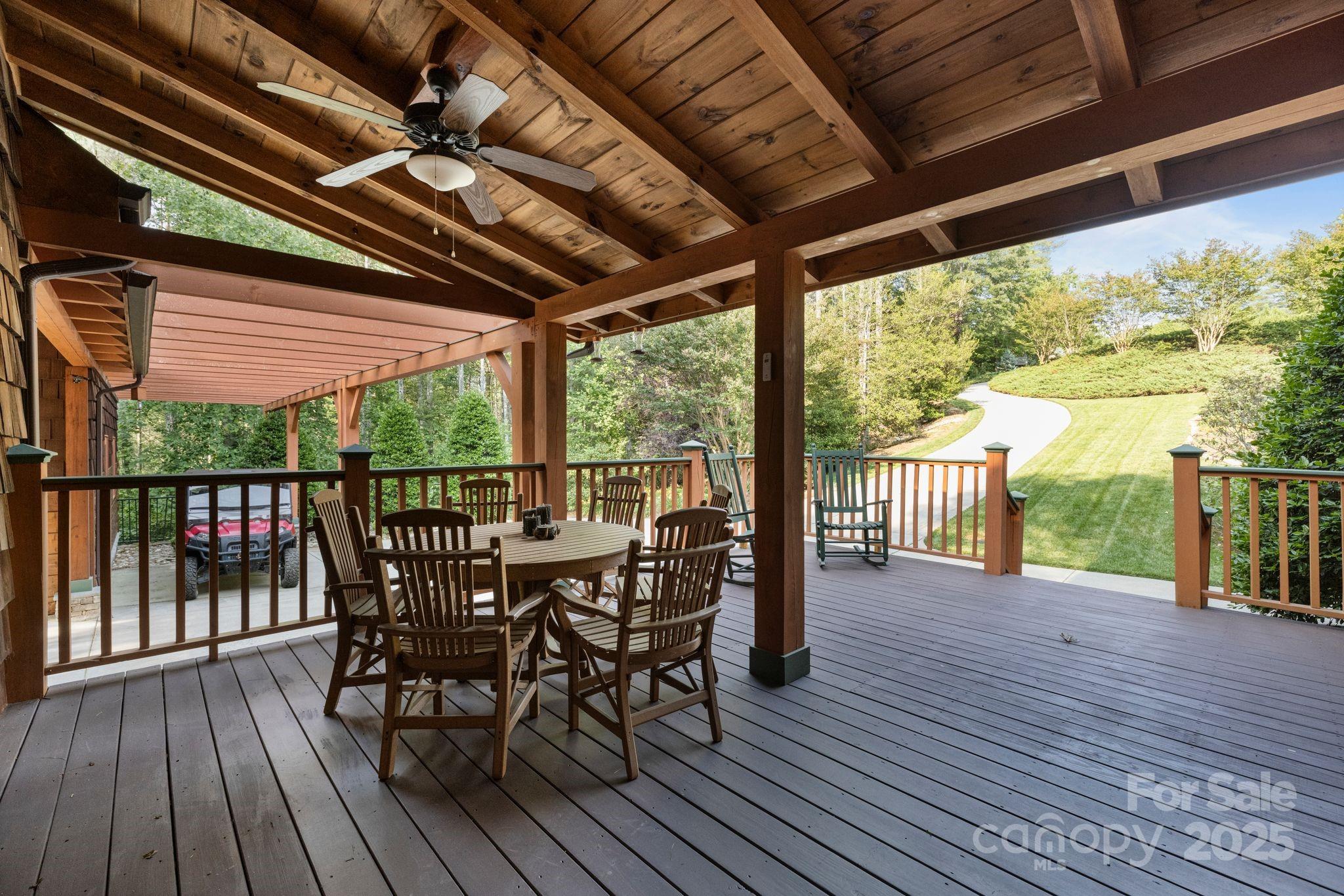 5626 Rocky Falls Lane — Lenoir