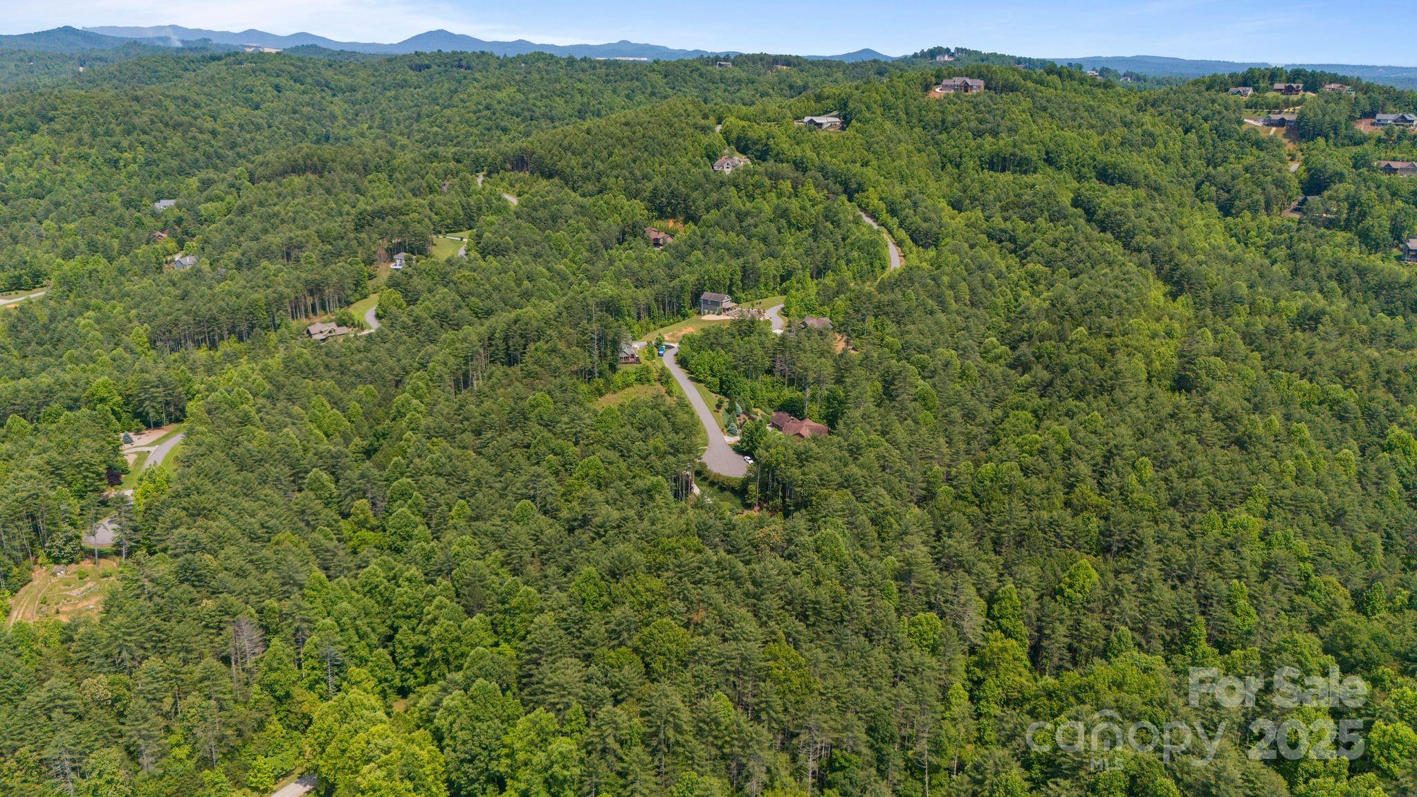 5626 Rocky Falls Lane — Lenoir