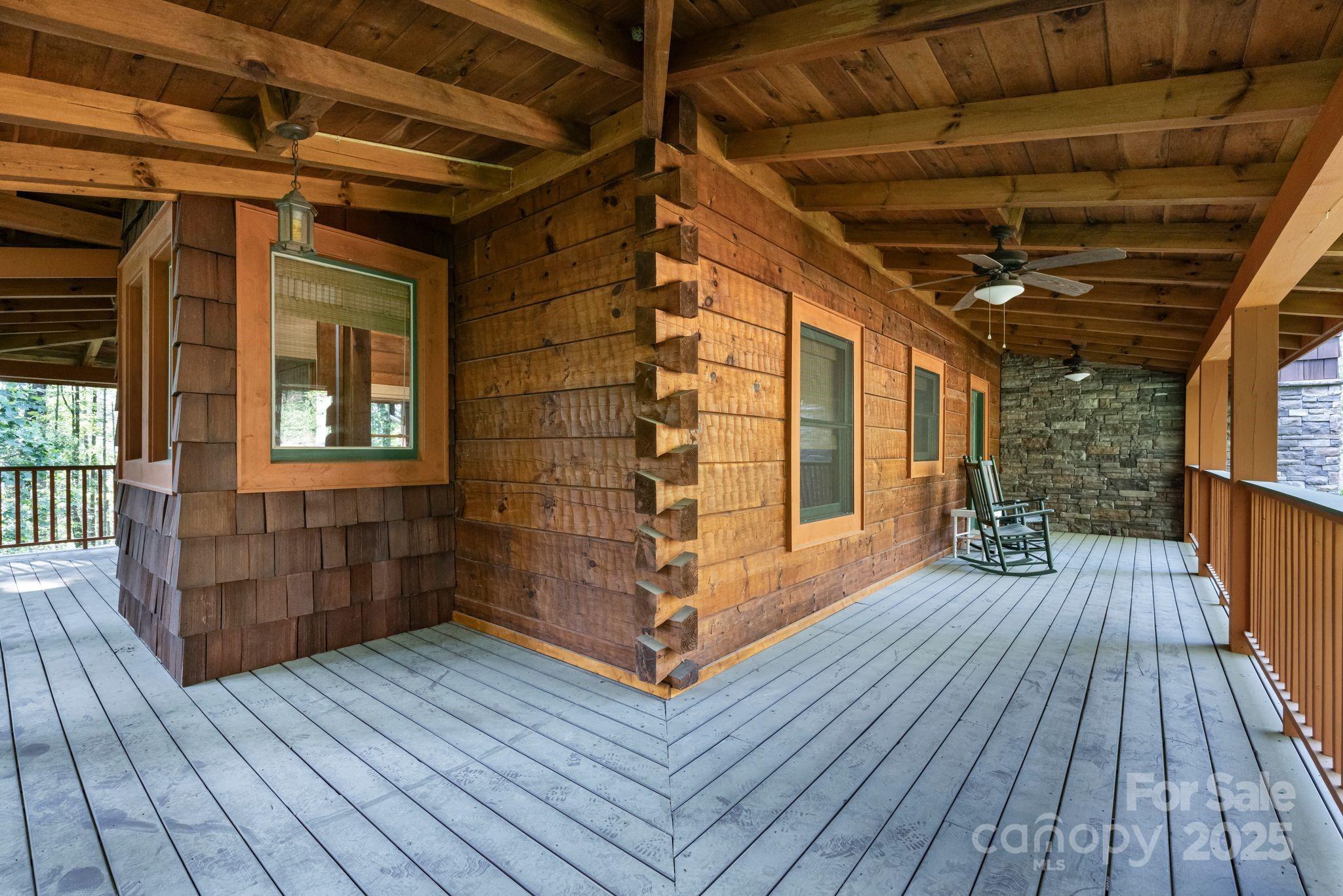 5626 Rocky Falls Lane — Lenoir