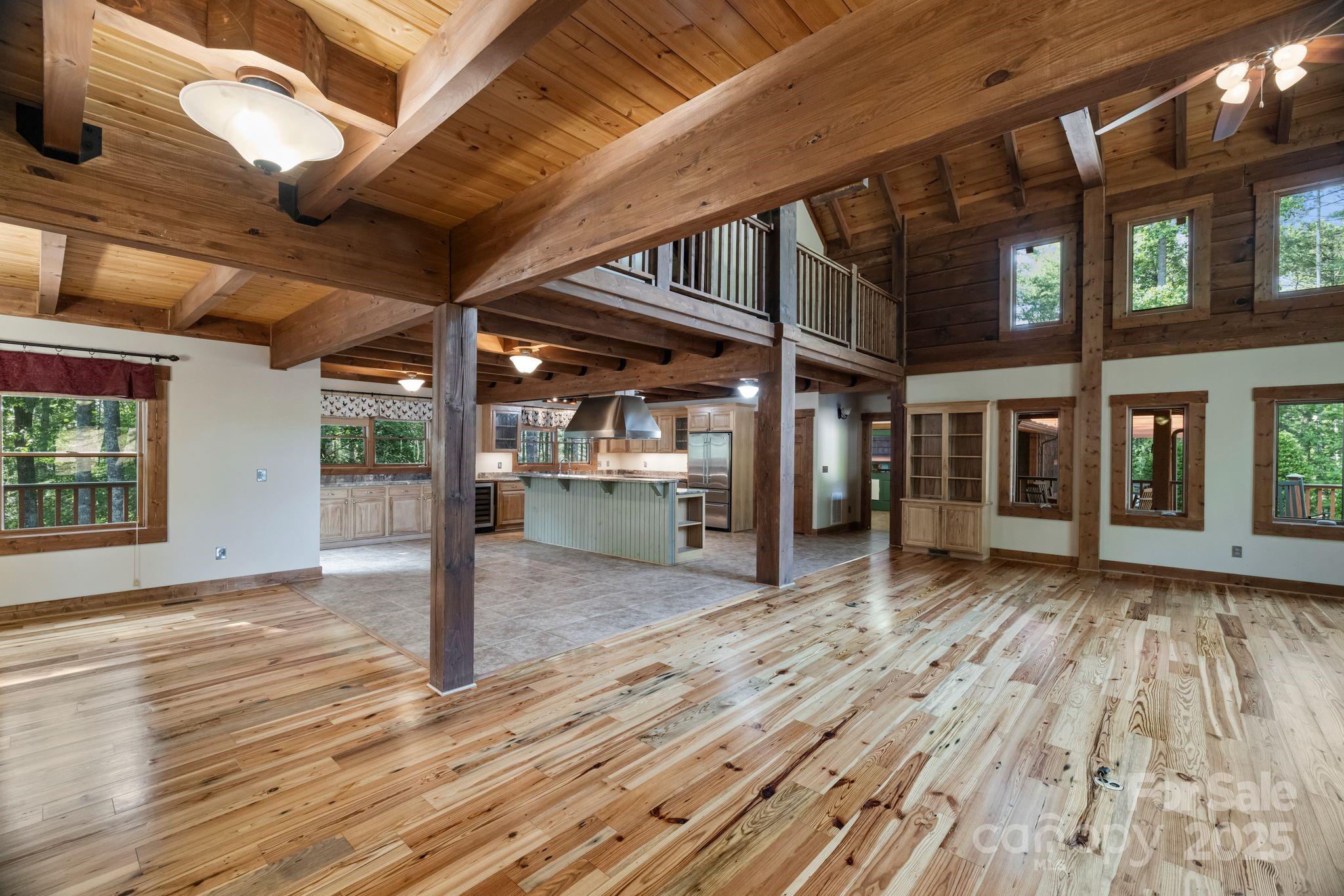 5626 Rocky Falls Lane — Lenoir