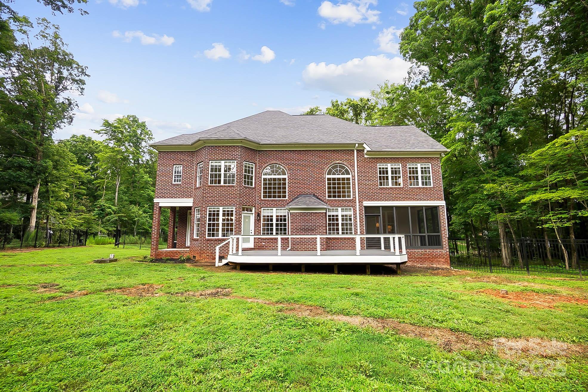 3324 Greenhurst Drive — Weddington