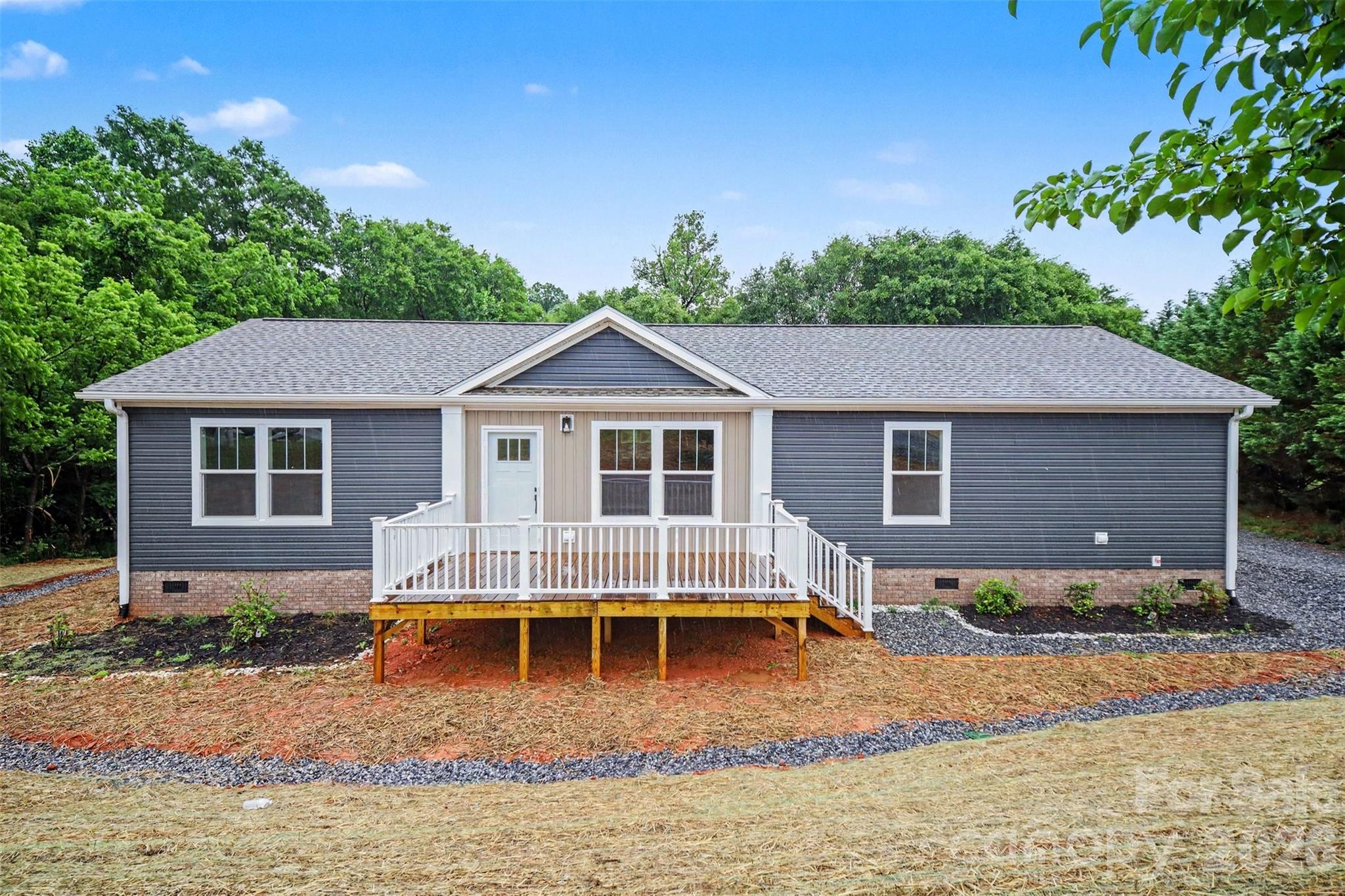 110 Ashland Court — Shelby