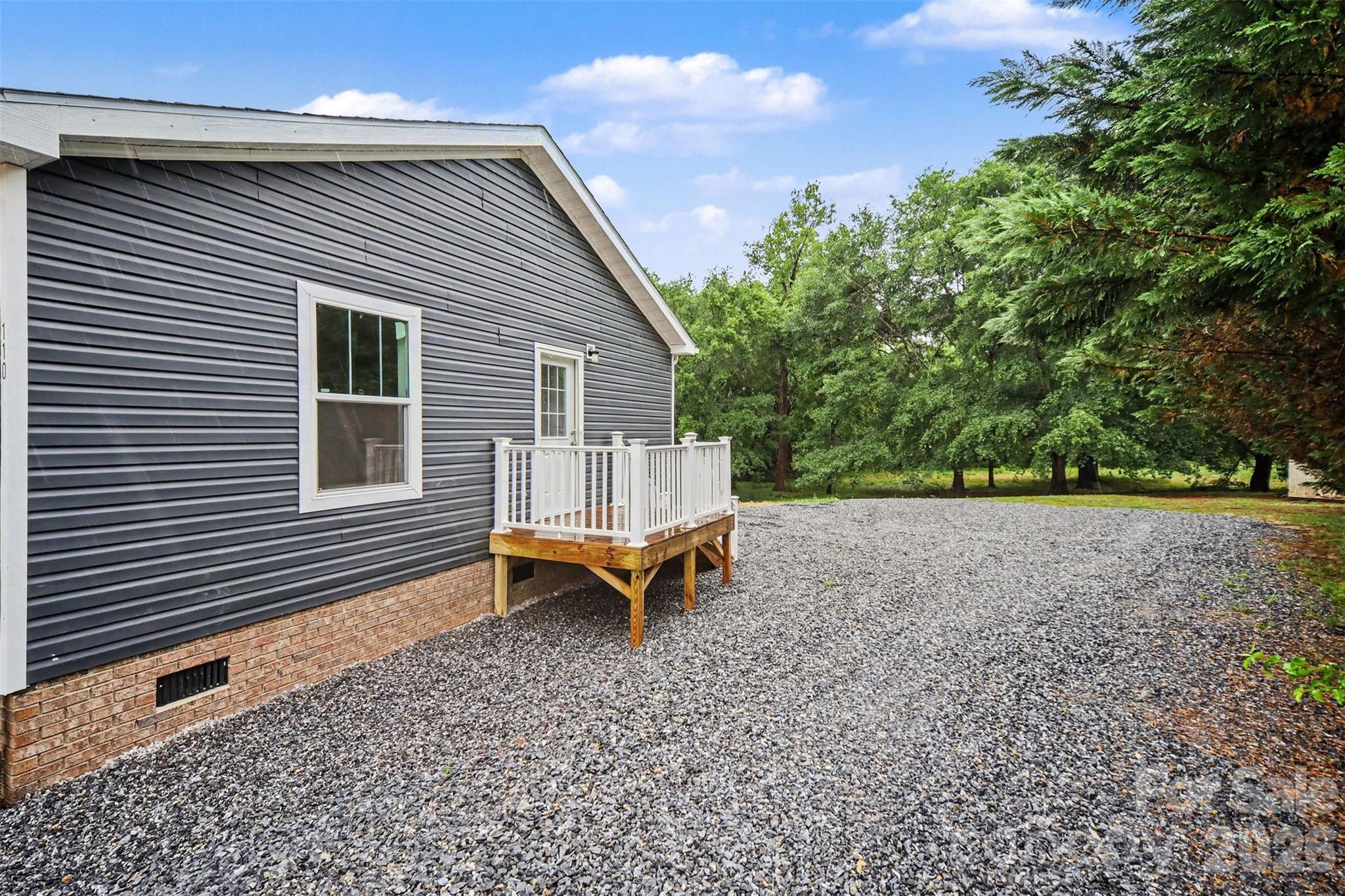 110 Ashland Court — Shelby