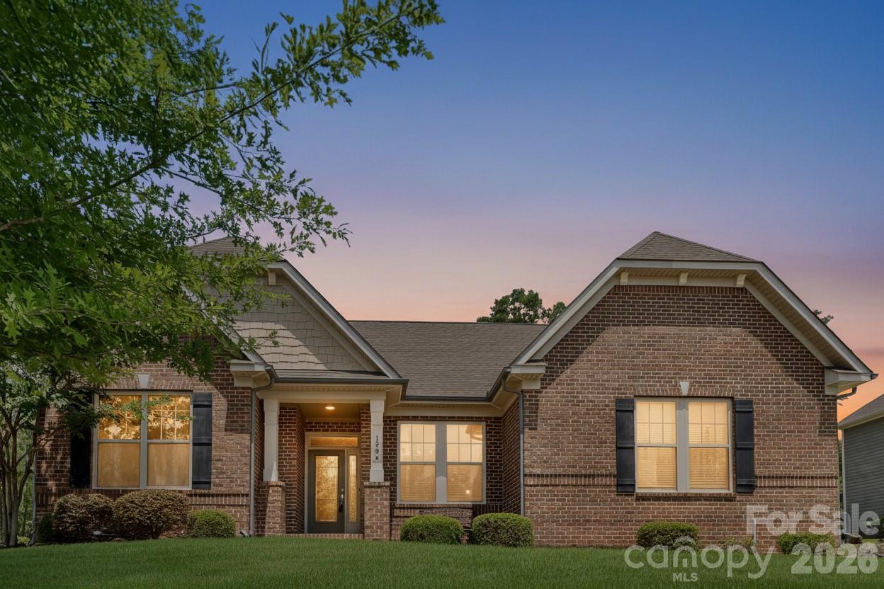 1906 Pensco Pond Court — Waxhaw