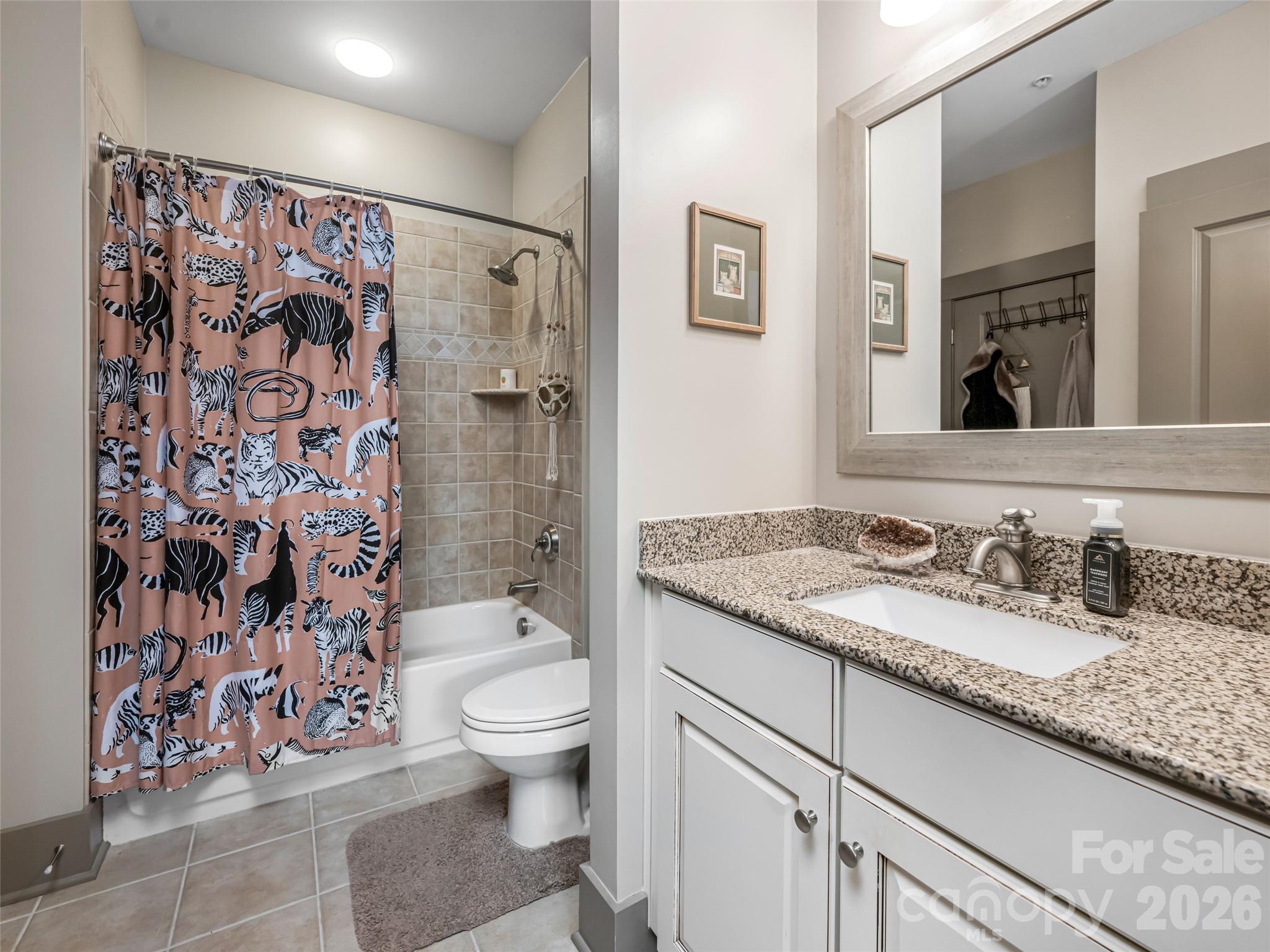 5 Farleigh Street #206 — Asheville