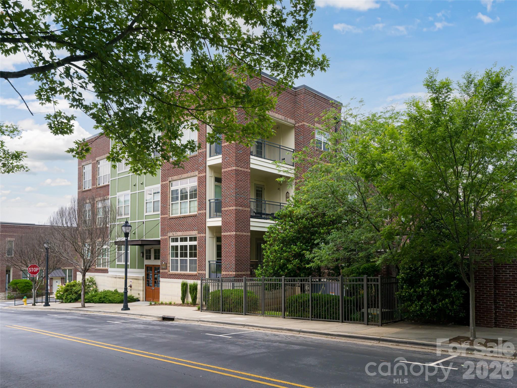 5 Farleigh Street #206 — Asheville