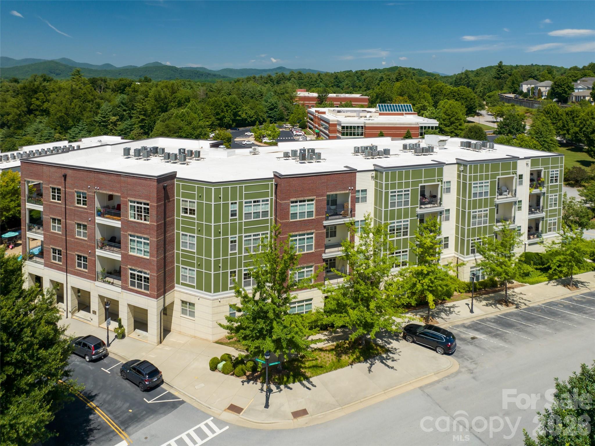 5 Farleigh Street #206 — Asheville
