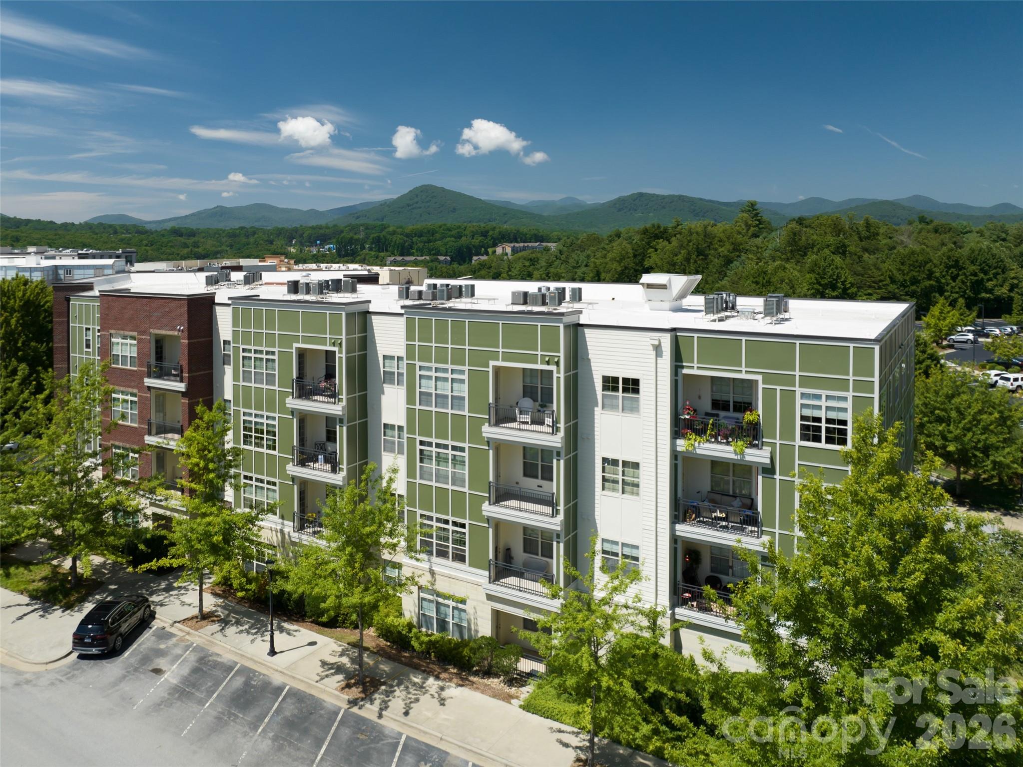 5 Farleigh Street #206 — Asheville