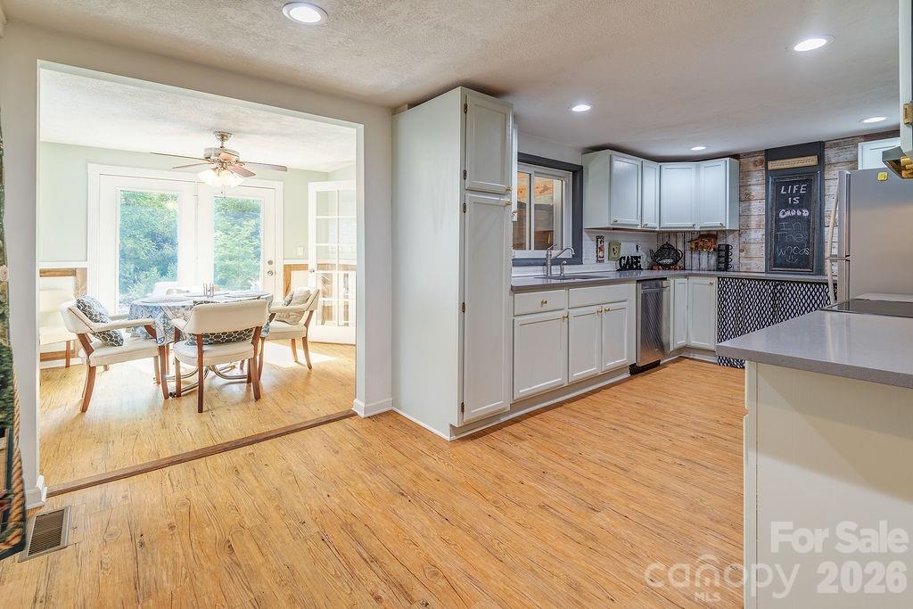 2143 Pisgah Highway — Candler