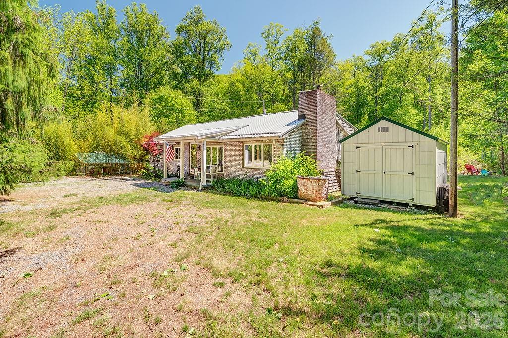 2143 Pisgah Highway — Candler