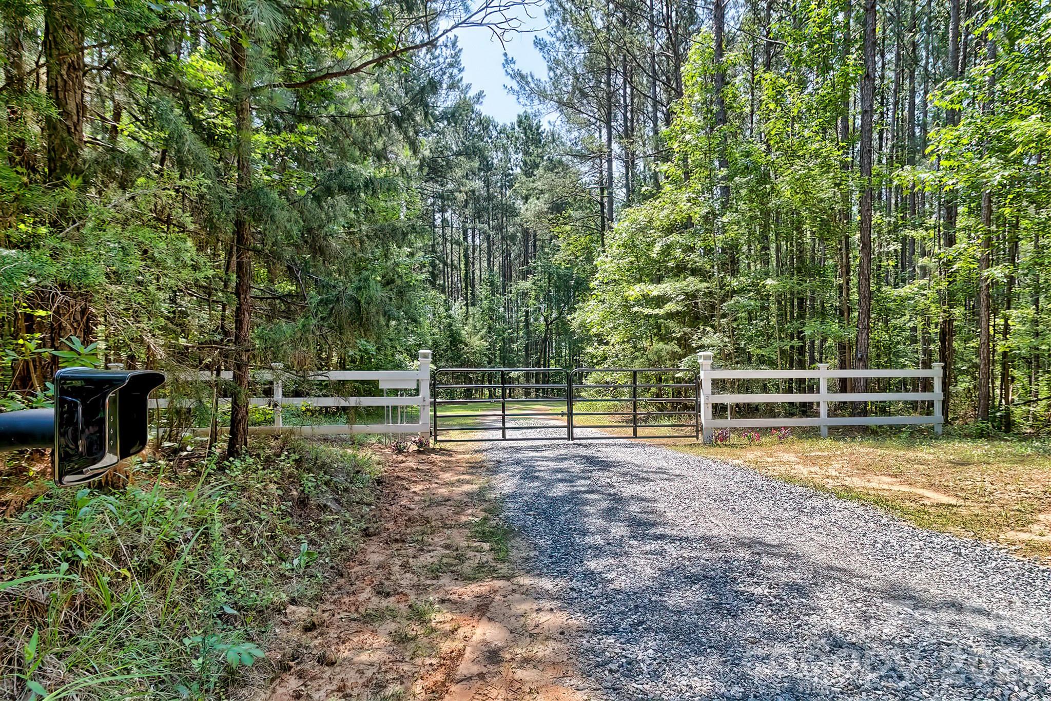 6268 Hope Road — Winnsboro