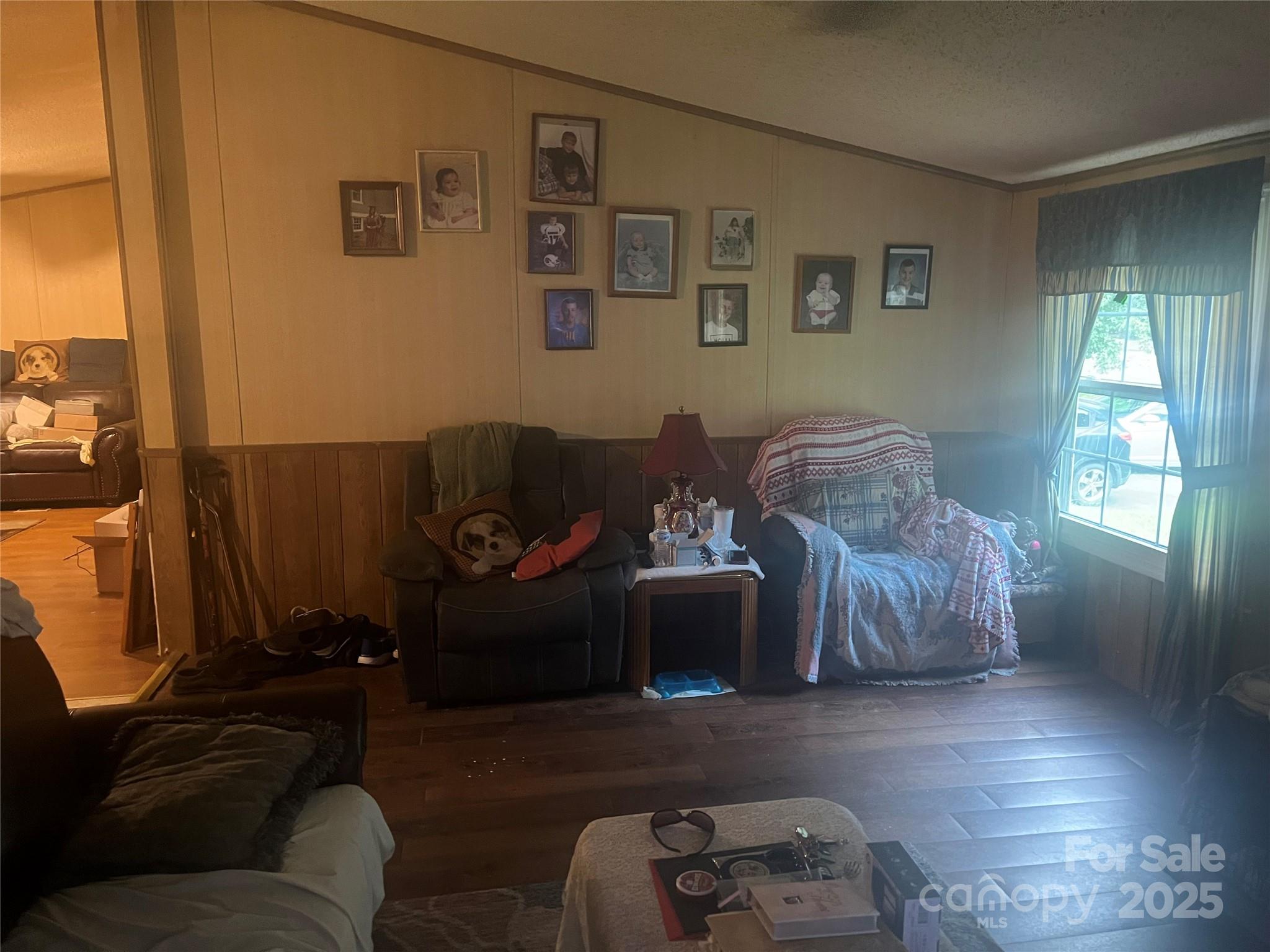12414 Buxton Drive — Pineville
