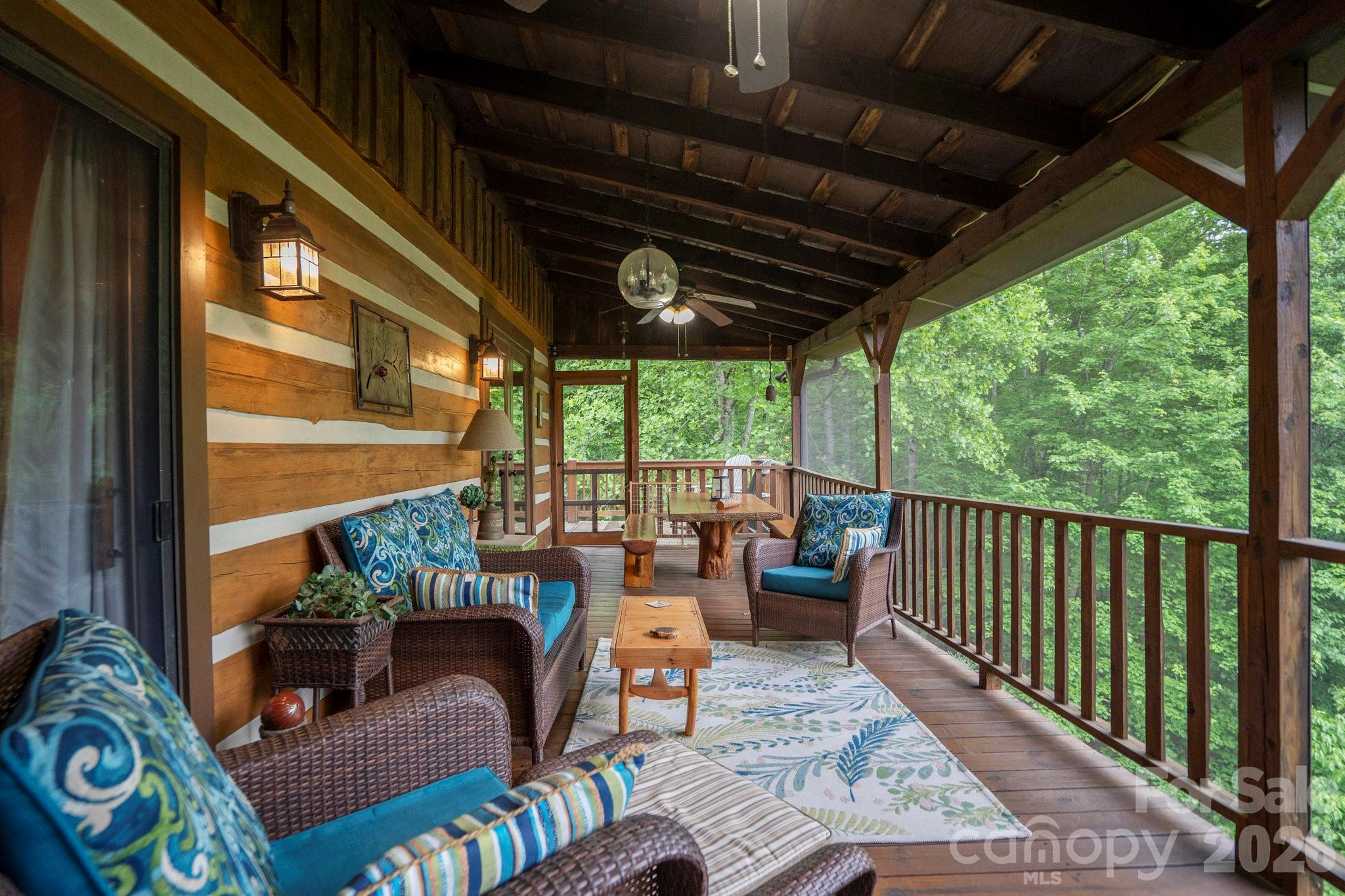 710 River Hills Road — Lansing