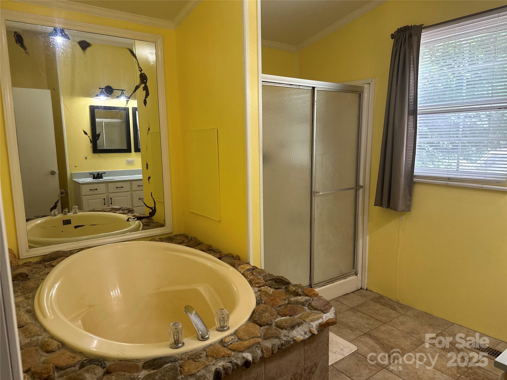 193 Green Cove Road — Bakersville