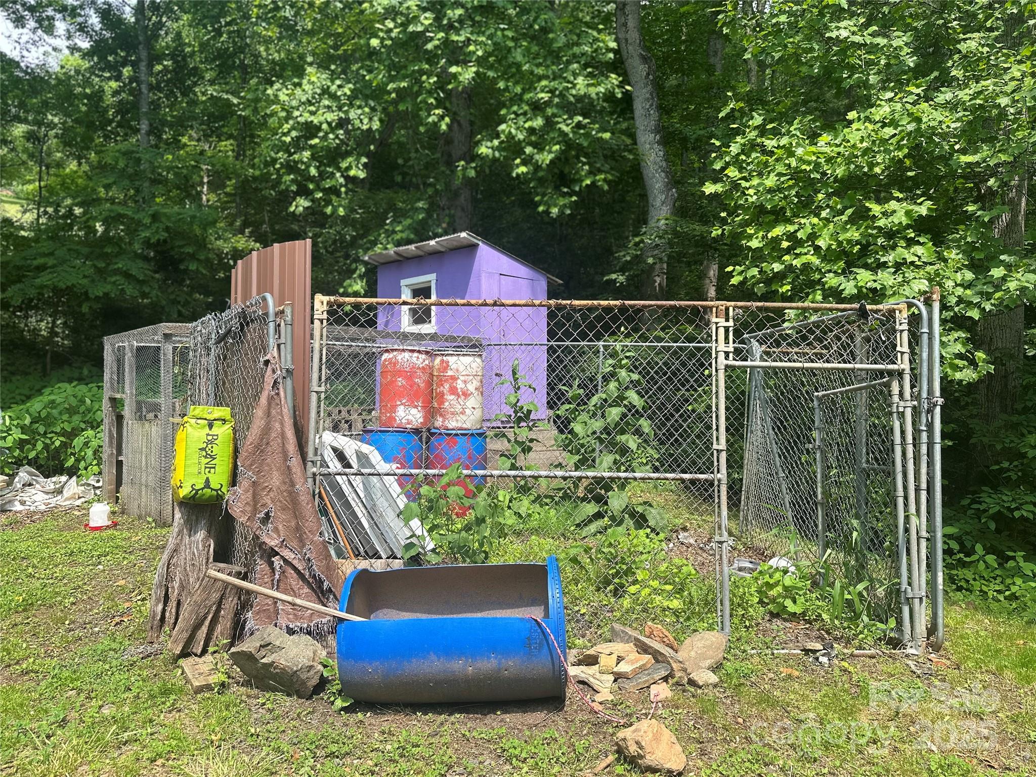193 Green Cove Road — Bakersville