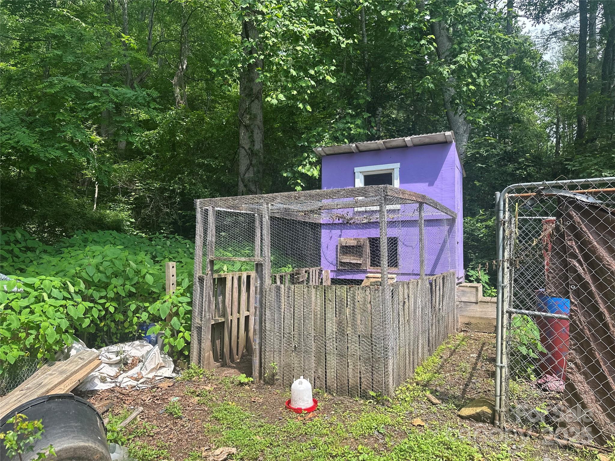 193 Green Cove Road — Bakersville