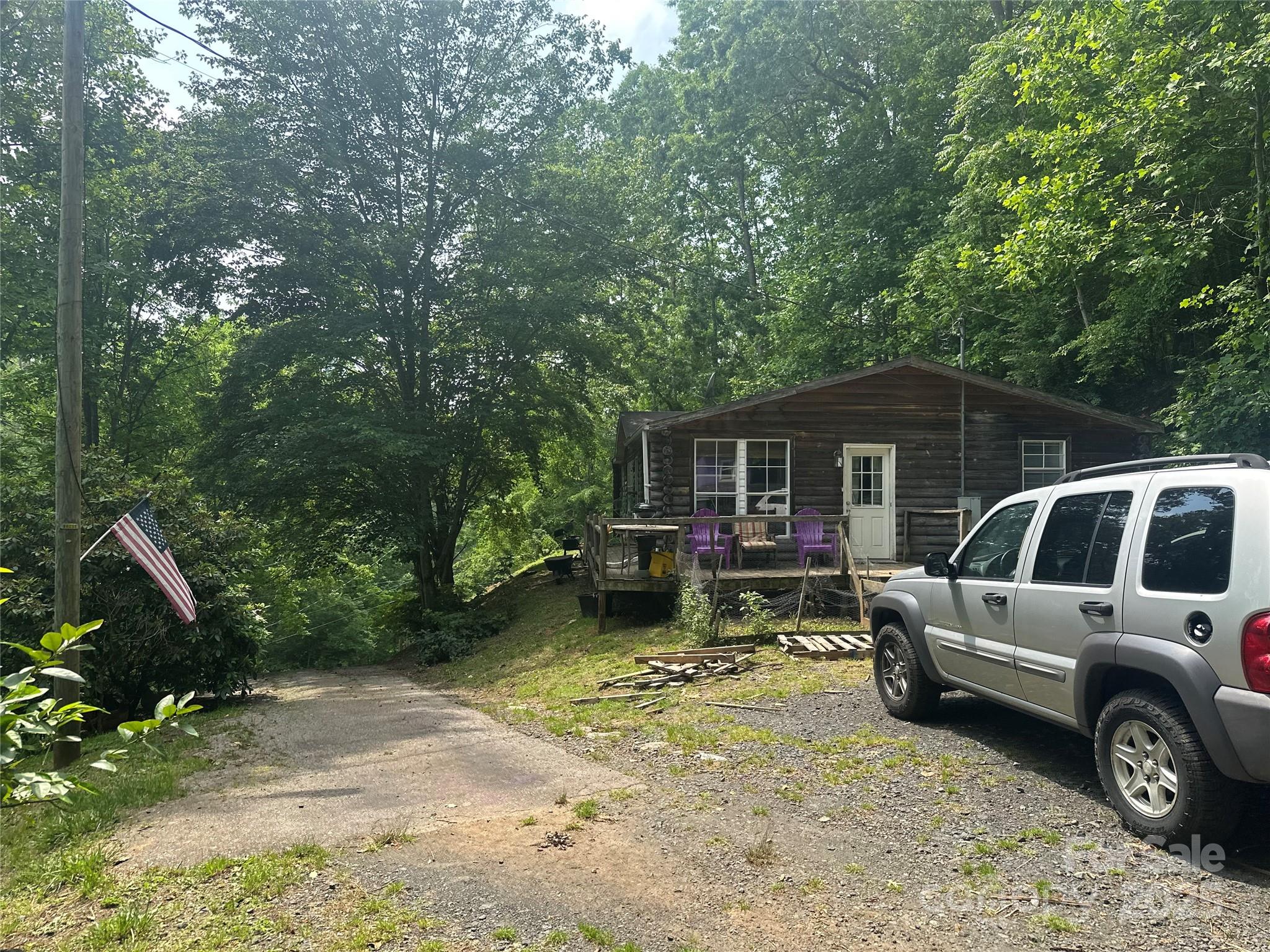 193 Green Cove Road — Bakersville