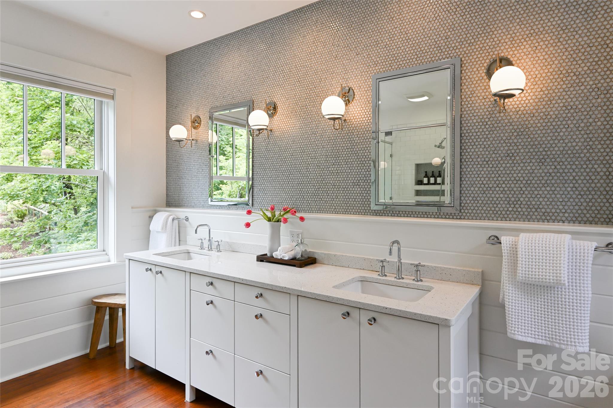 165 Macon Avenue — Asheville