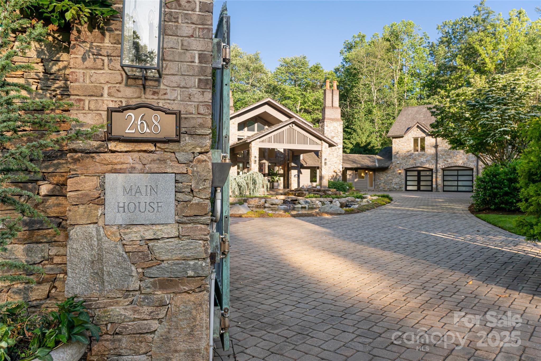 268 Holly Arbor Lane — Asheville