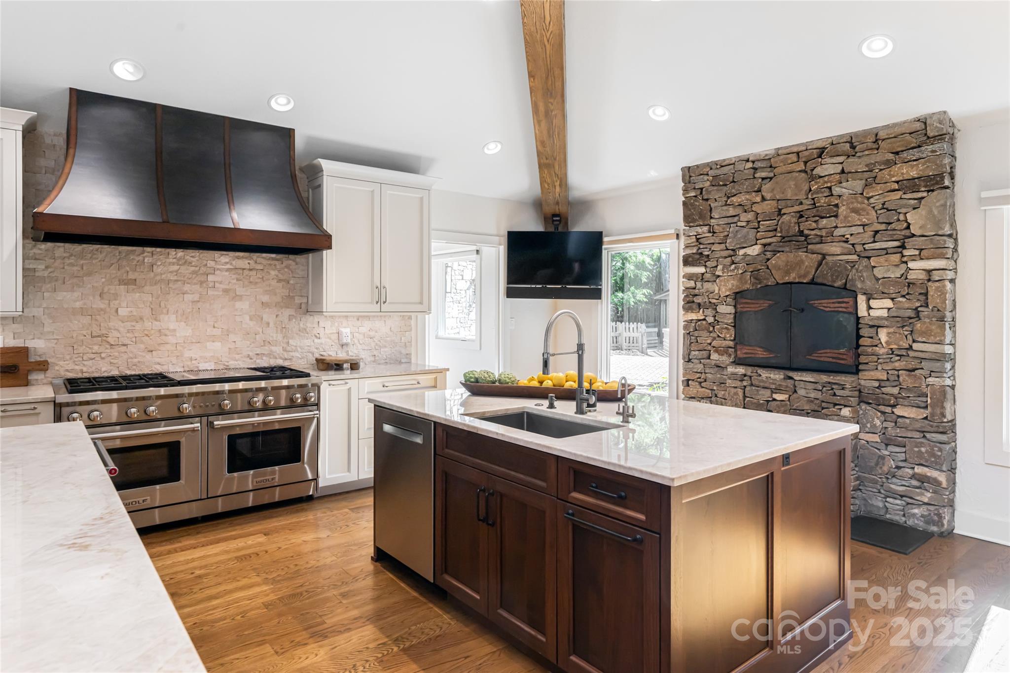 268 Holly Arbor Lane — Asheville