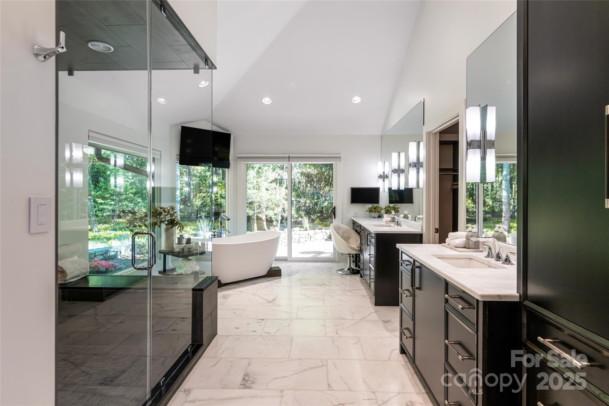 268 Holly Arbor Lane — Asheville
