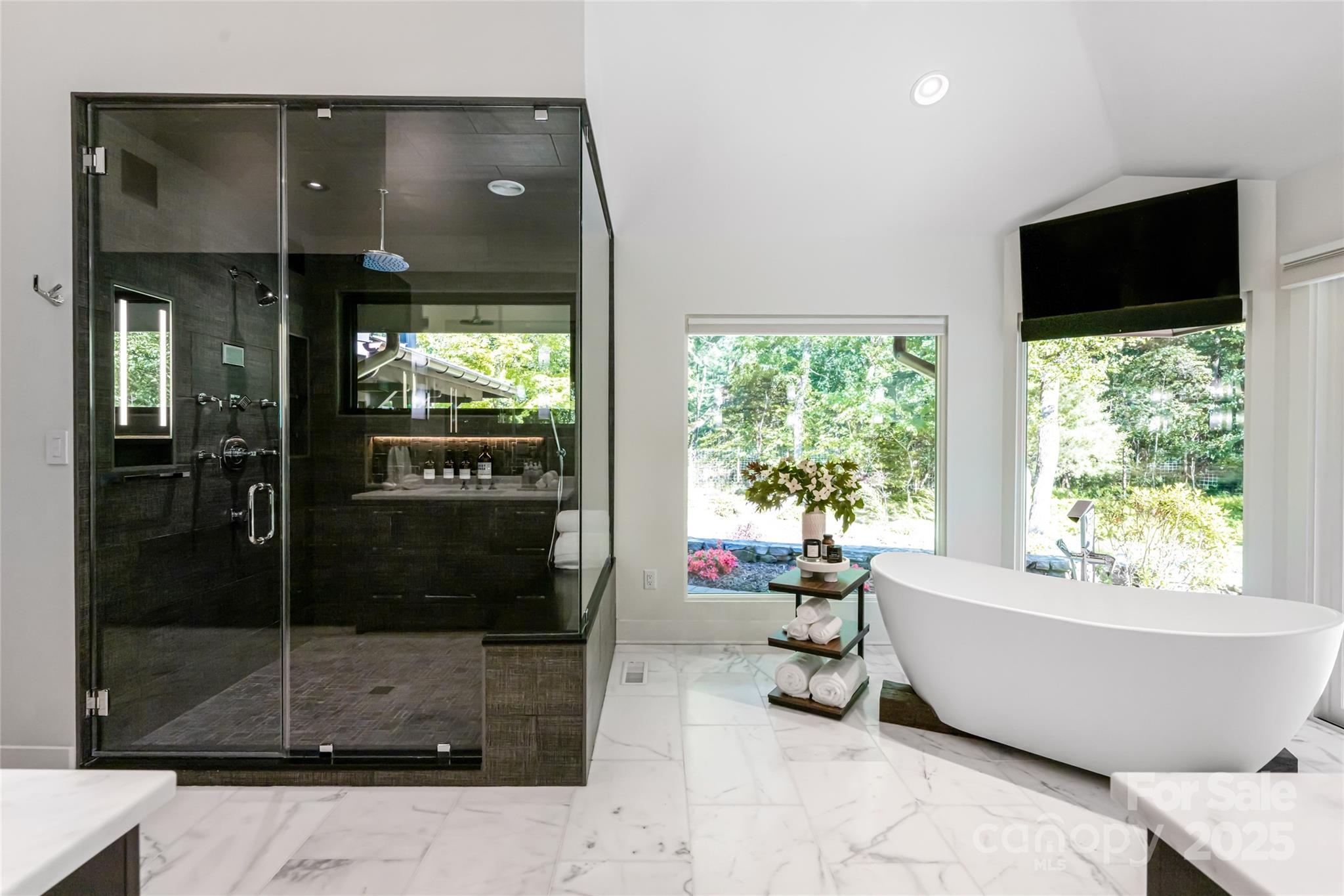 268 Holly Arbor Lane — Asheville