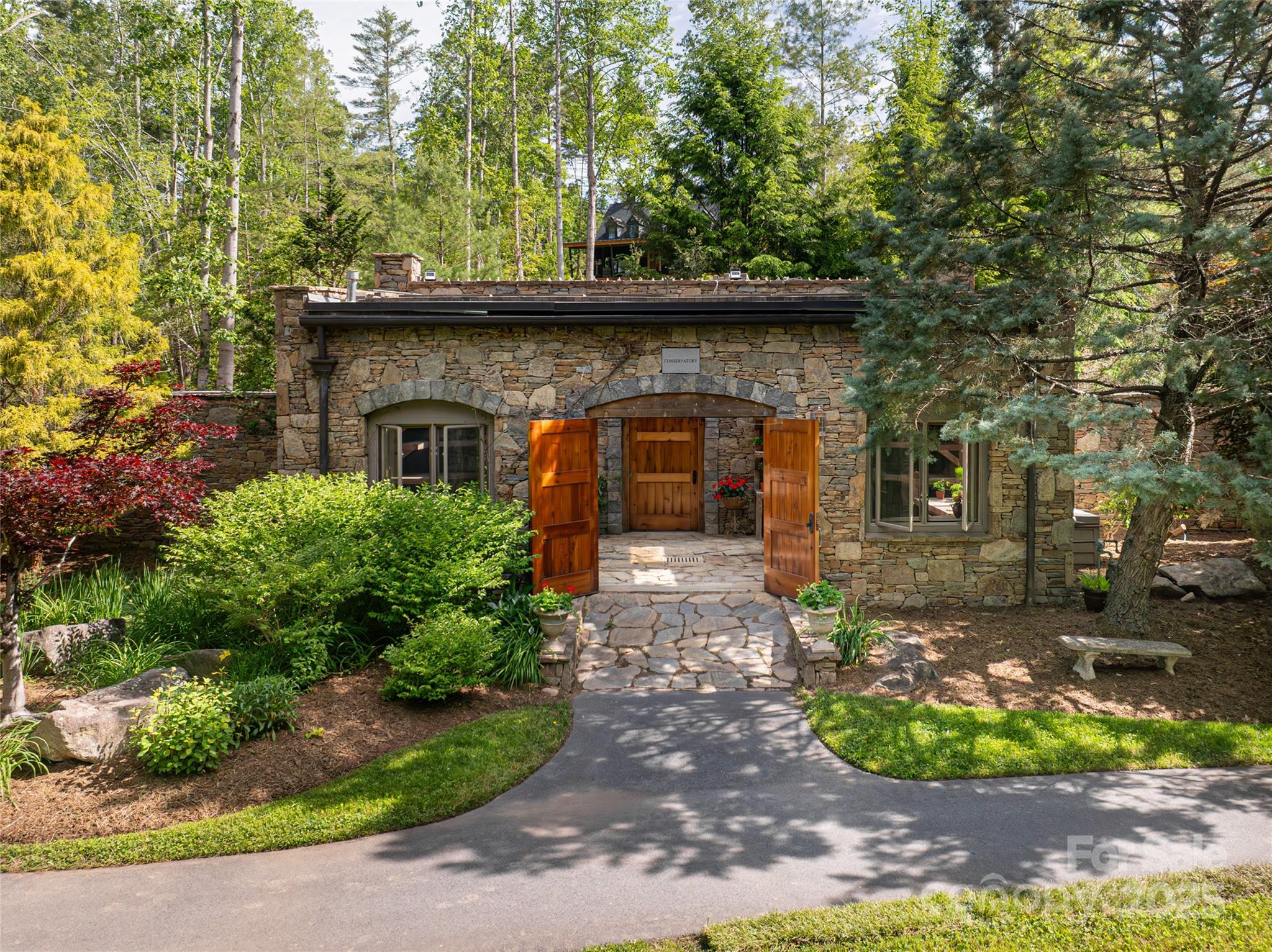 268 Holly Arbor Lane — Asheville