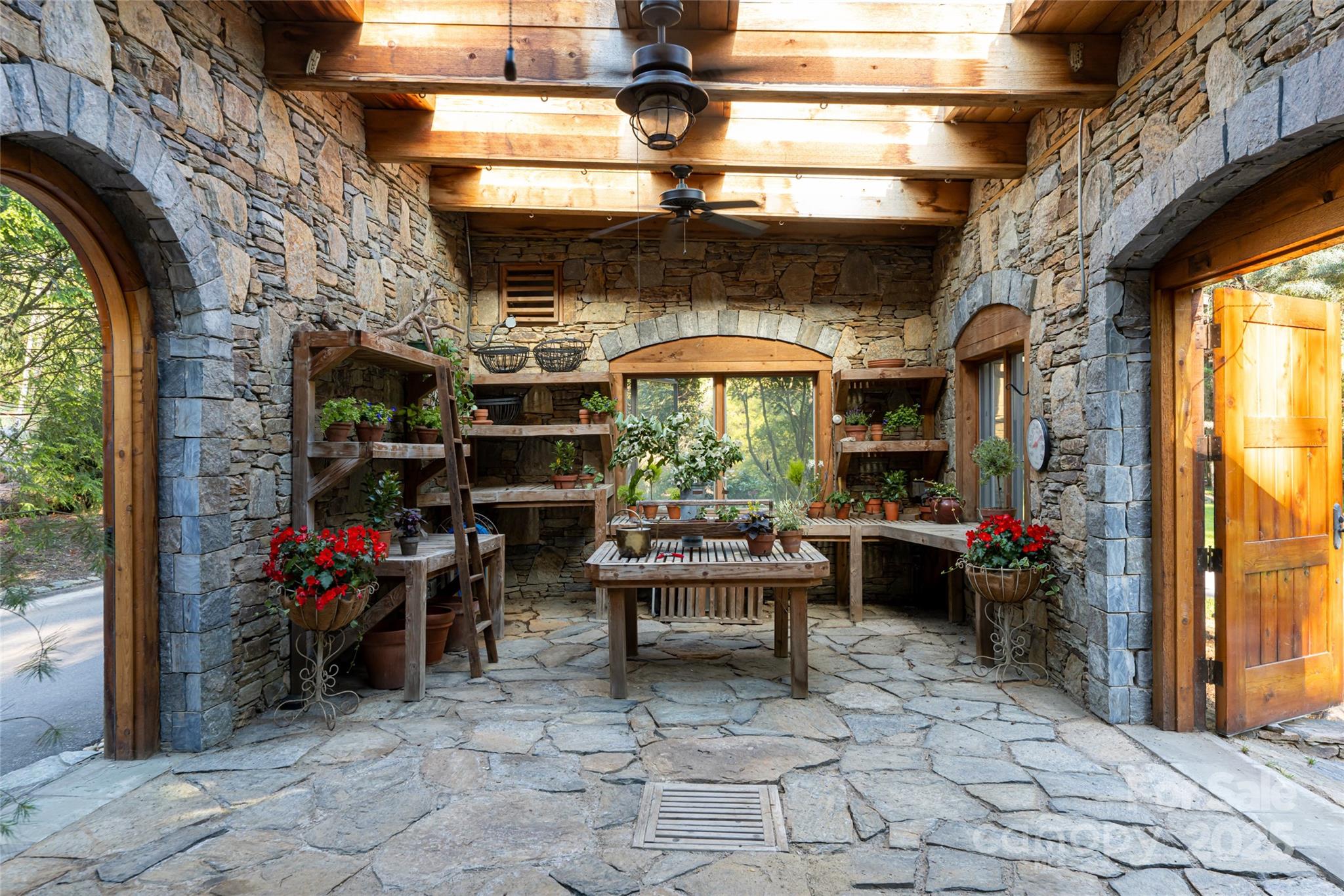 268 Holly Arbor Lane — Asheville