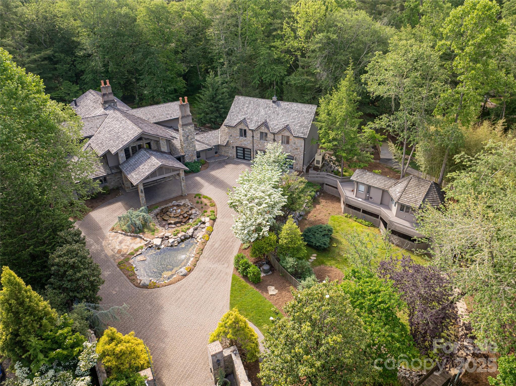 268 Holly Arbor Lane — Asheville