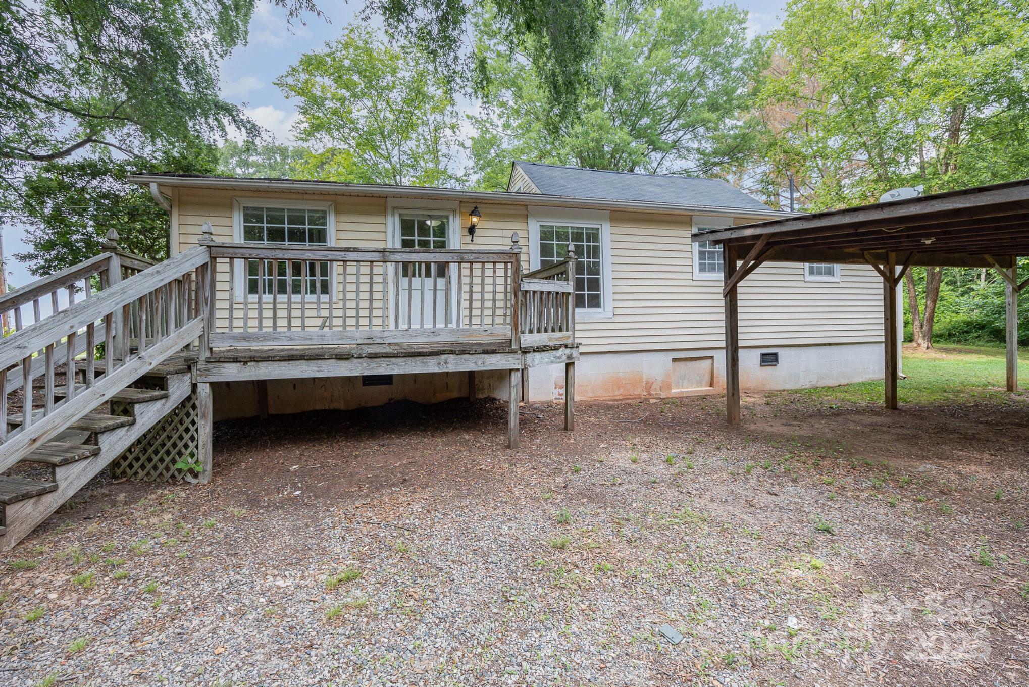 158 John Crotts Road — Mocksville
