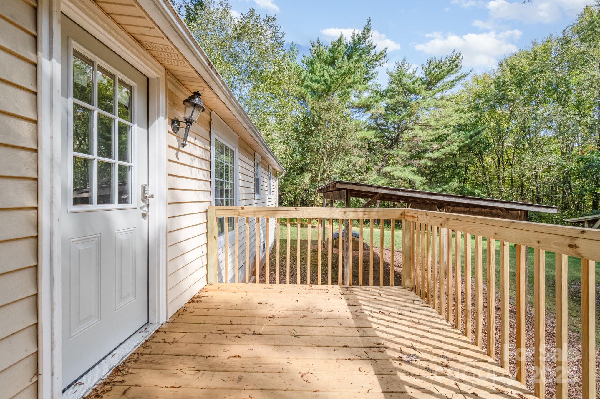 158 John Crotts Road — Mocksville
