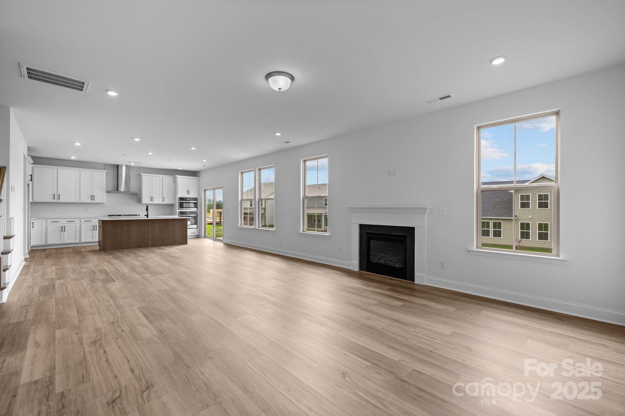 626 Amberjack Place — York
