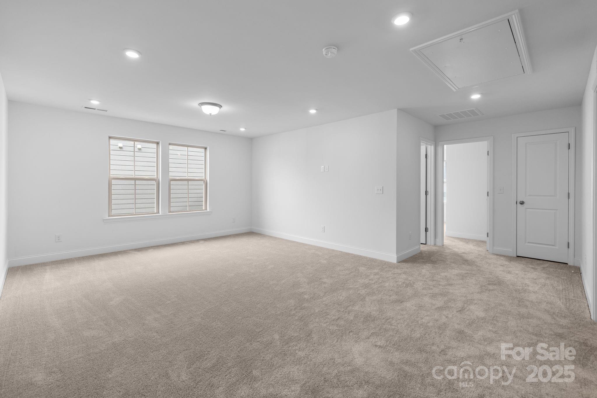 626 Amberjack Place — York