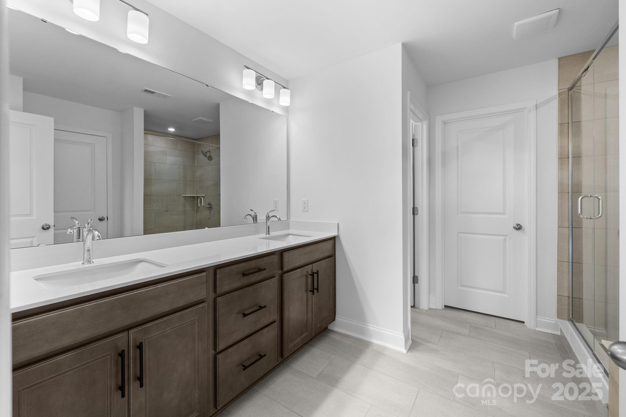 626 Amberjack Place — York