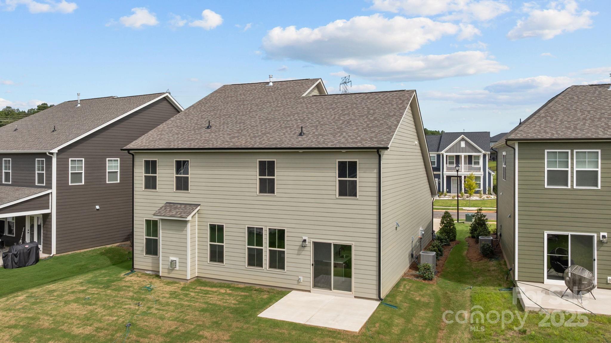 626 Amberjack Place — York