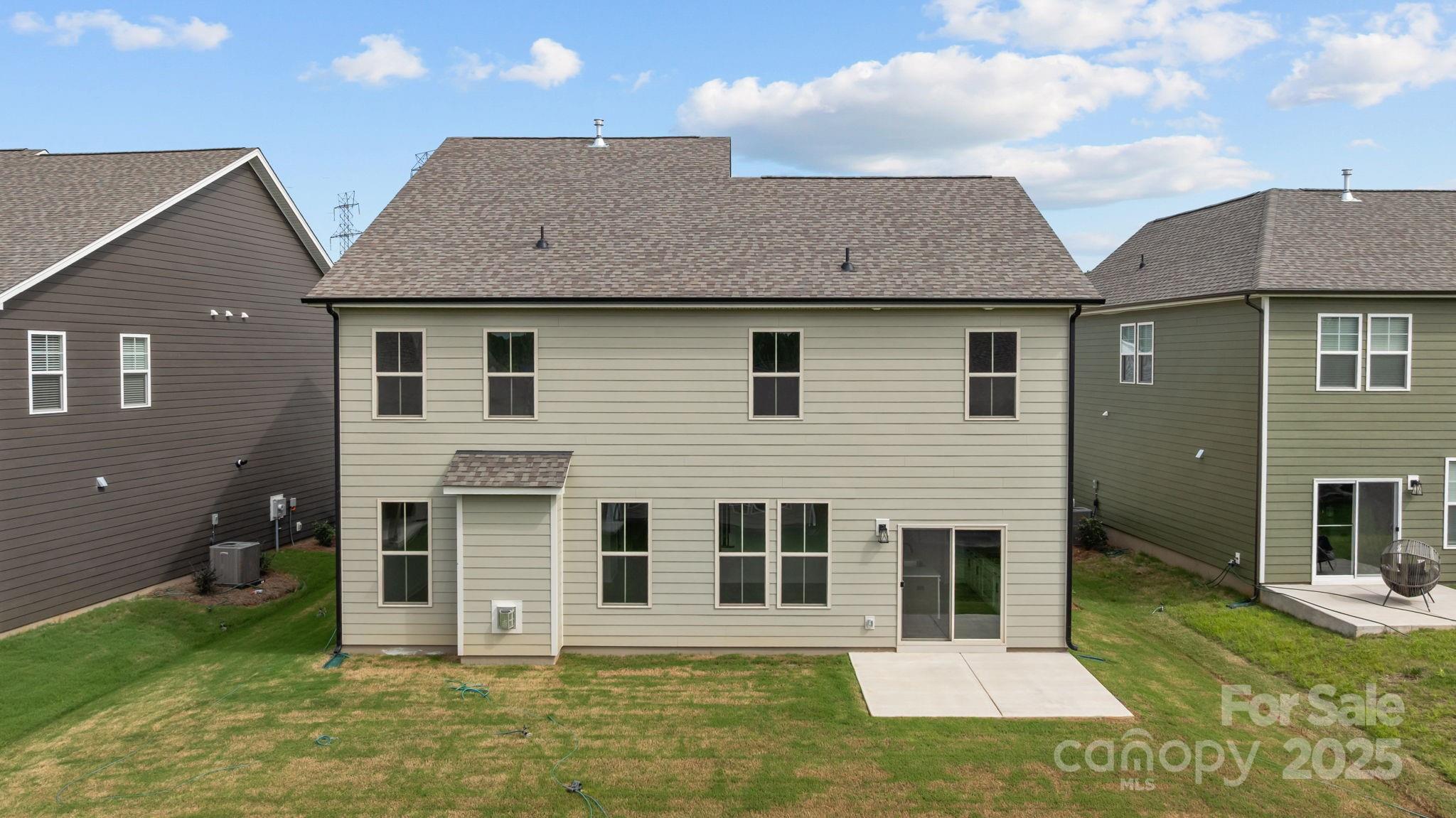 626 Amberjack Place — York