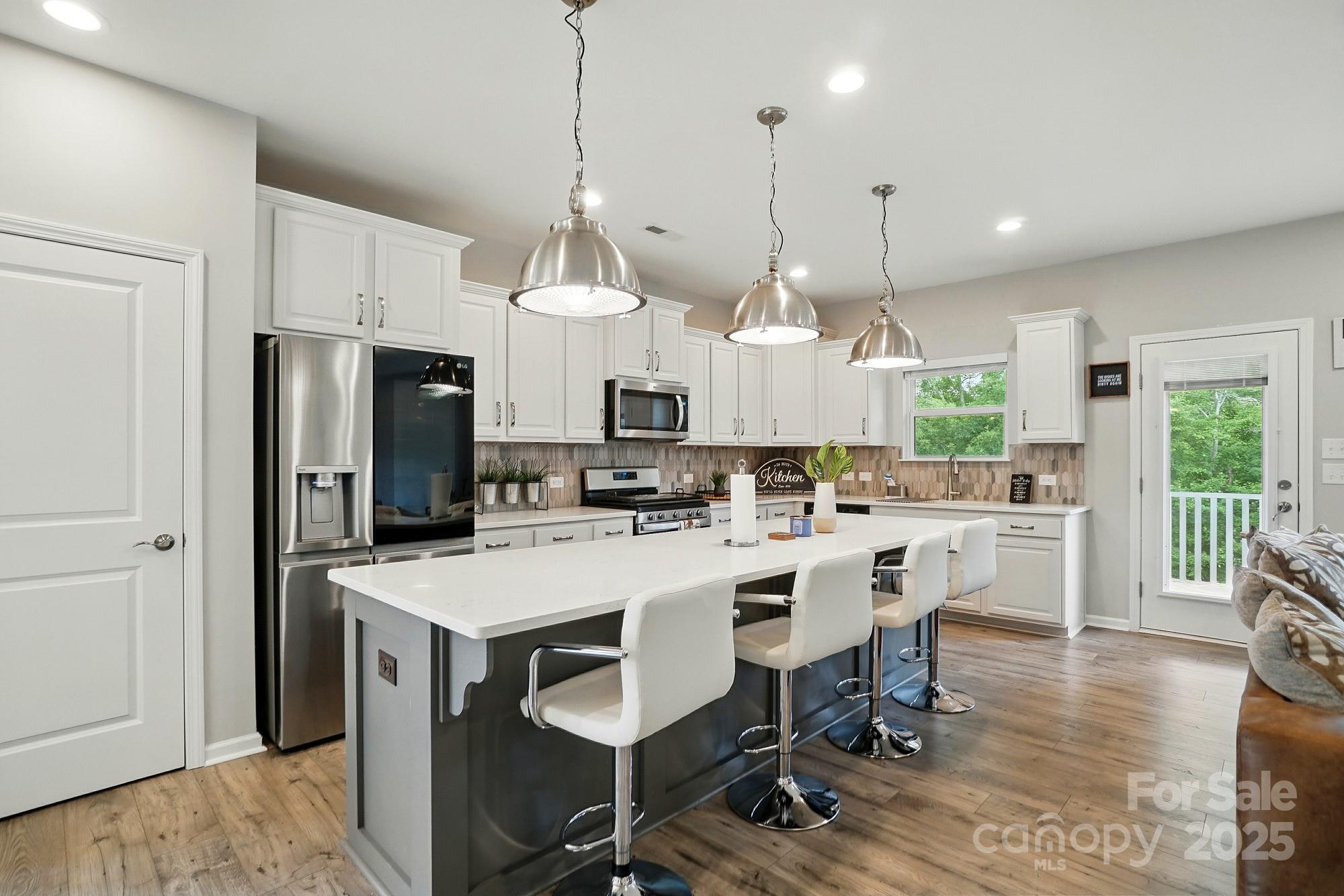 18619 Mainsail Court — Lancaster