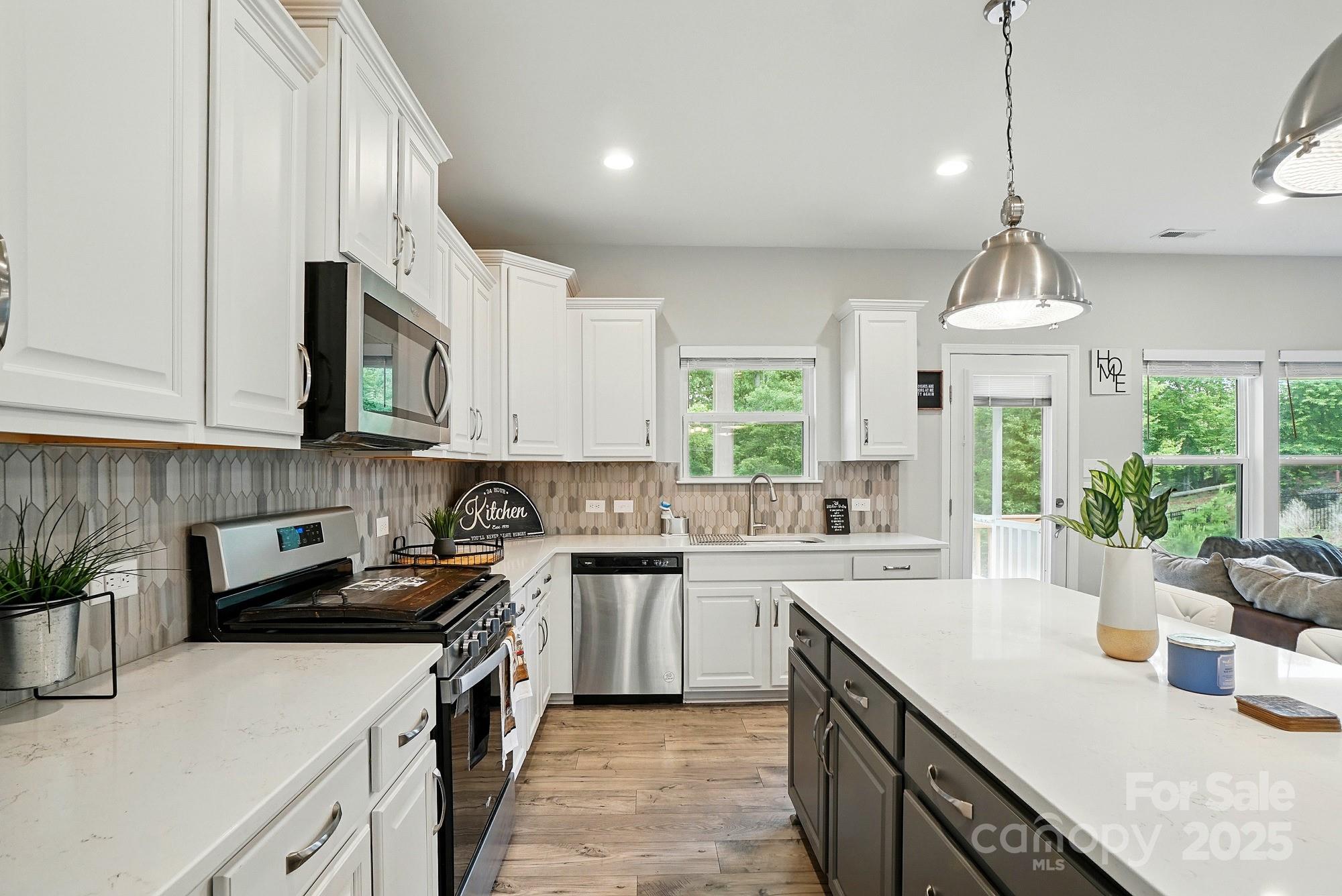 18619 Mainsail Court — Lancaster