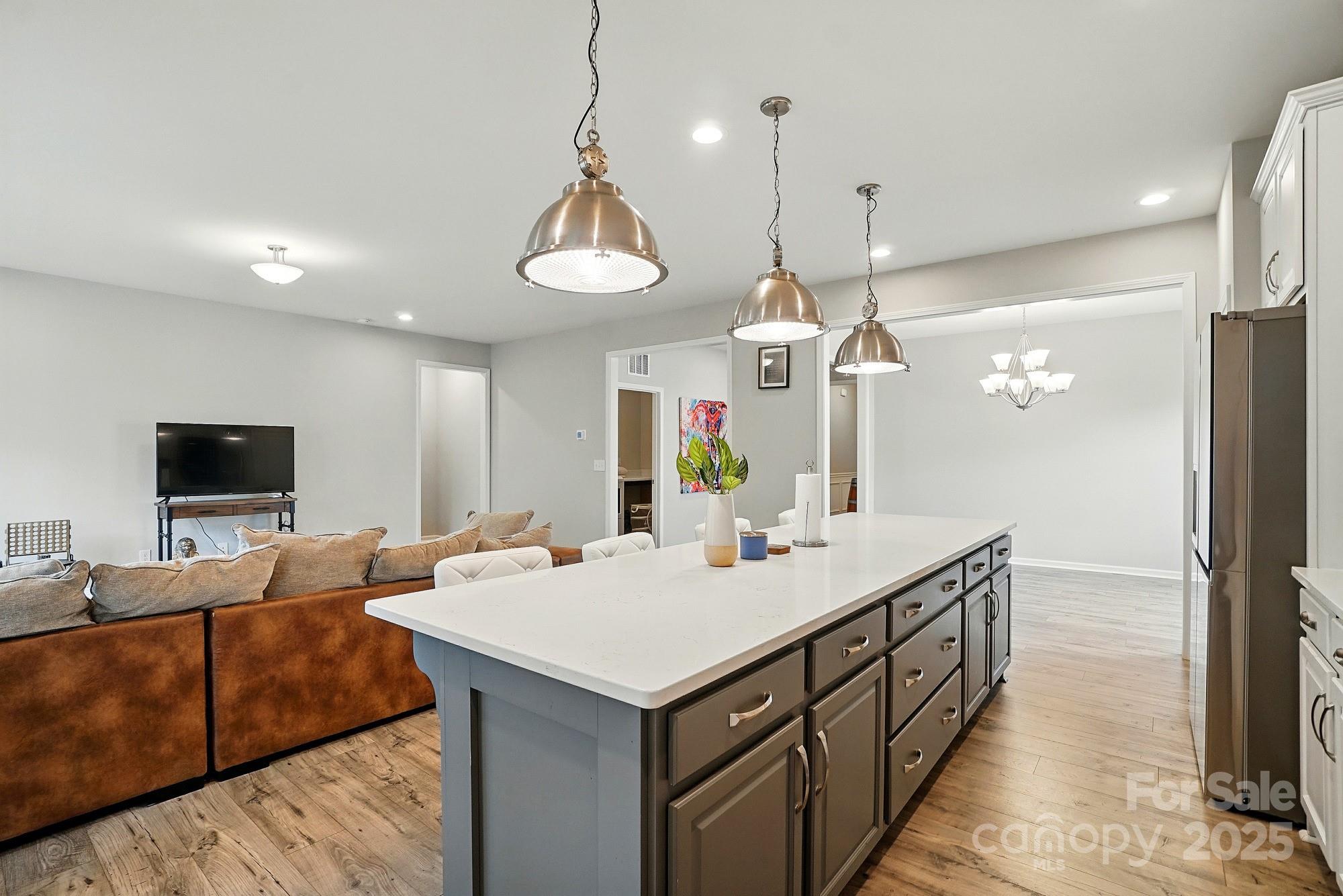 18619 Mainsail Court — Lancaster
