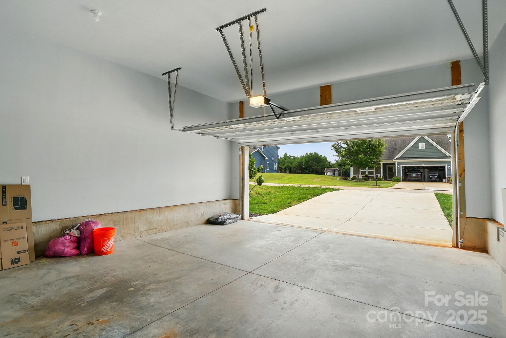 18619 Mainsail Court — Lancaster