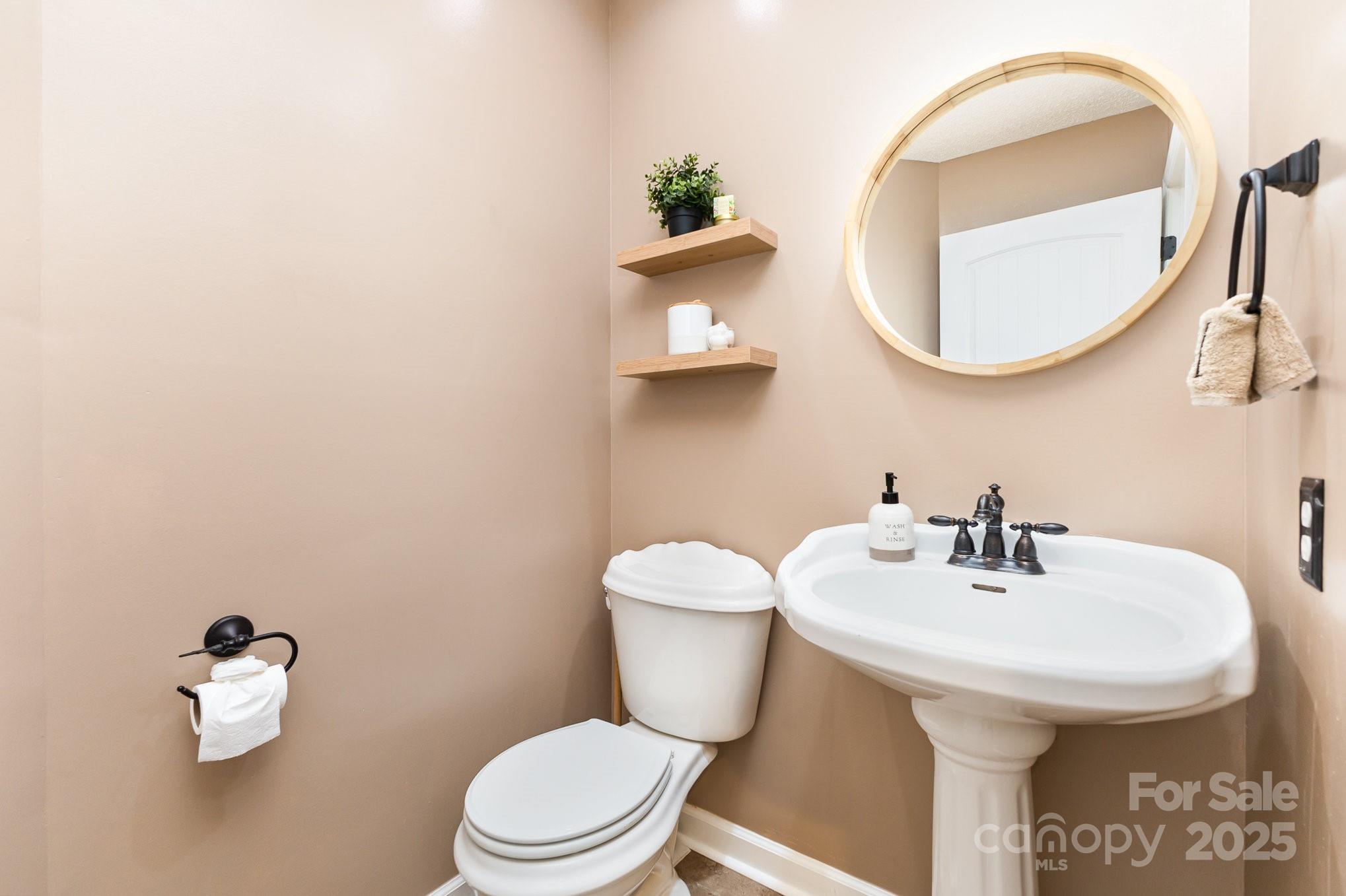 2505 Mountain Folk Lane — Waxhaw