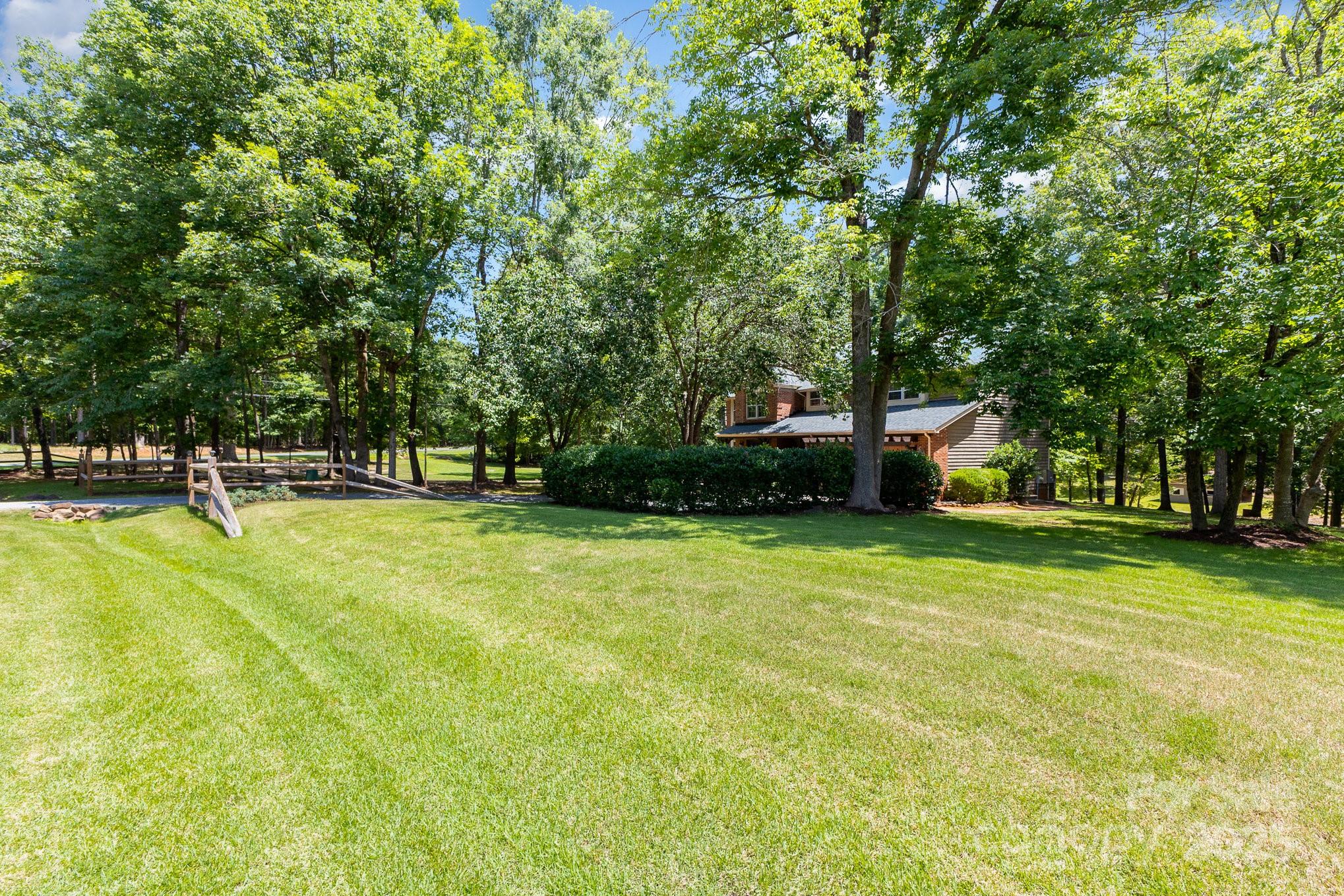 2505 Mountain Folk Lane — Waxhaw