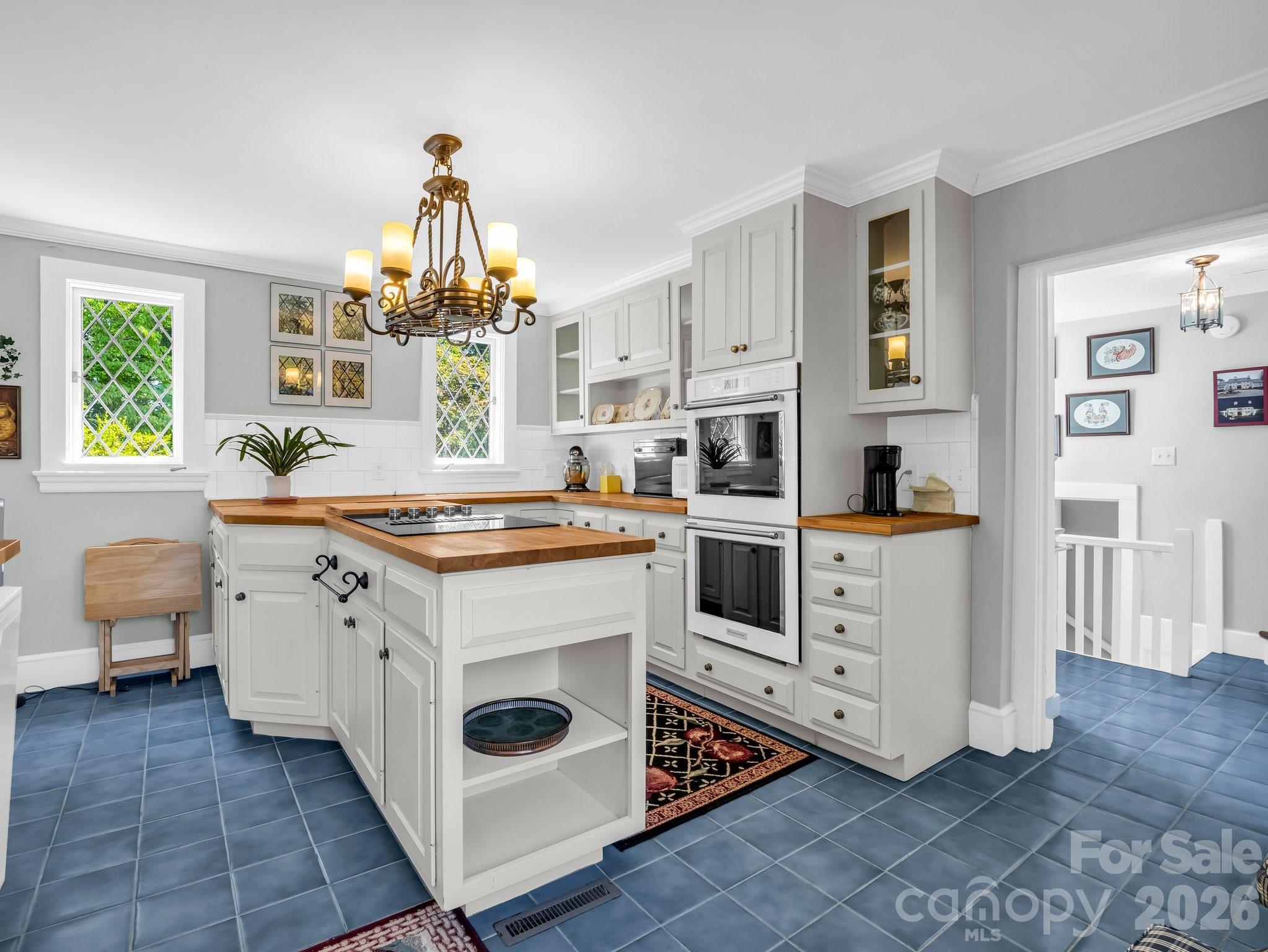 287 Pacolet Ridge Lane — Tryon