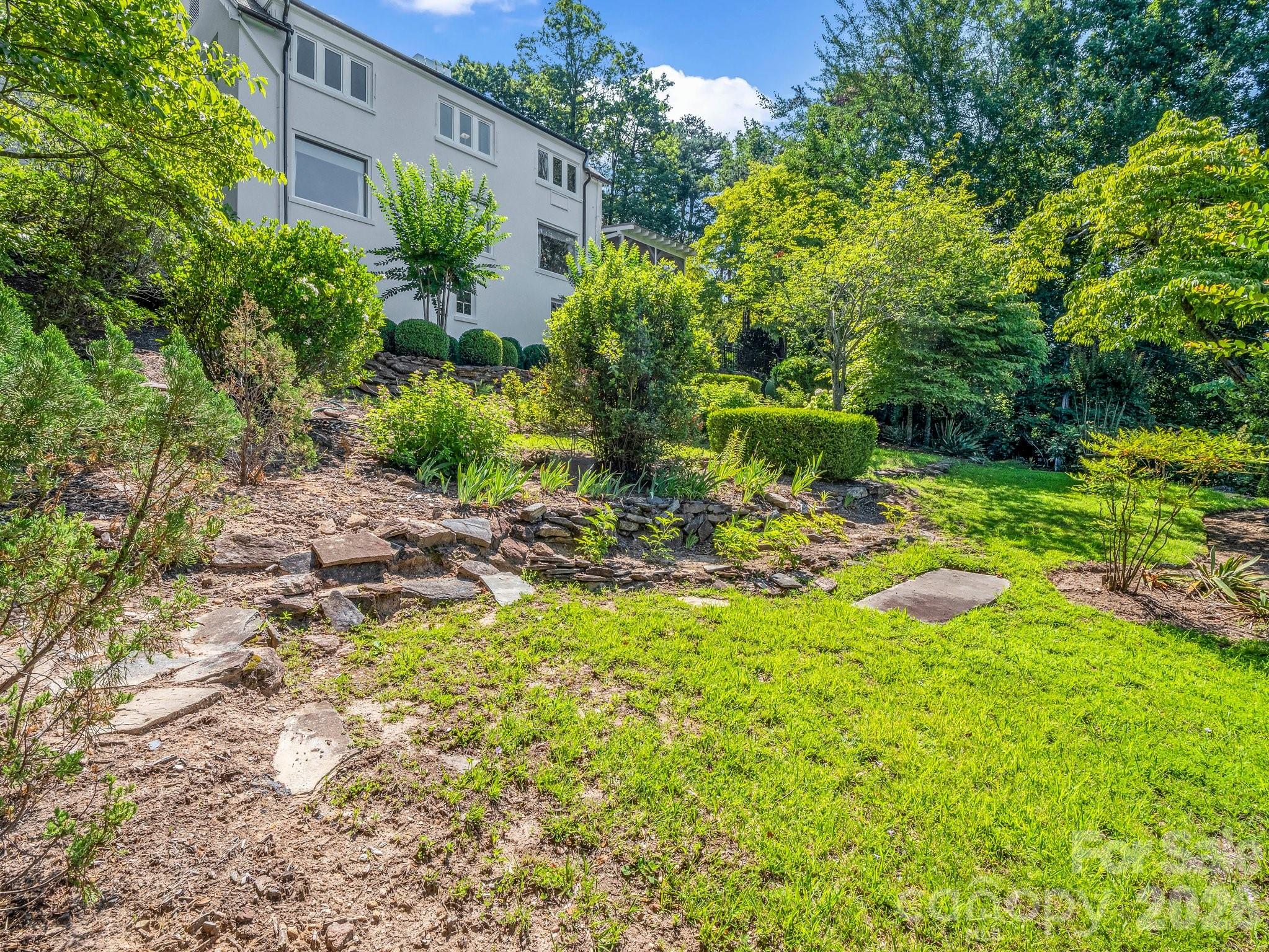 287 Pacolet Ridge Lane — Tryon