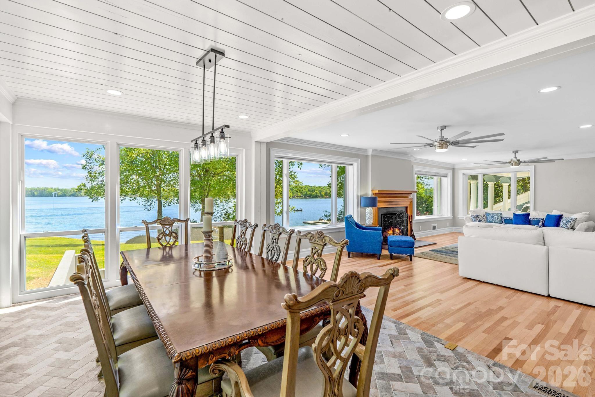 680 Fox Hollow Lane — Salisbury