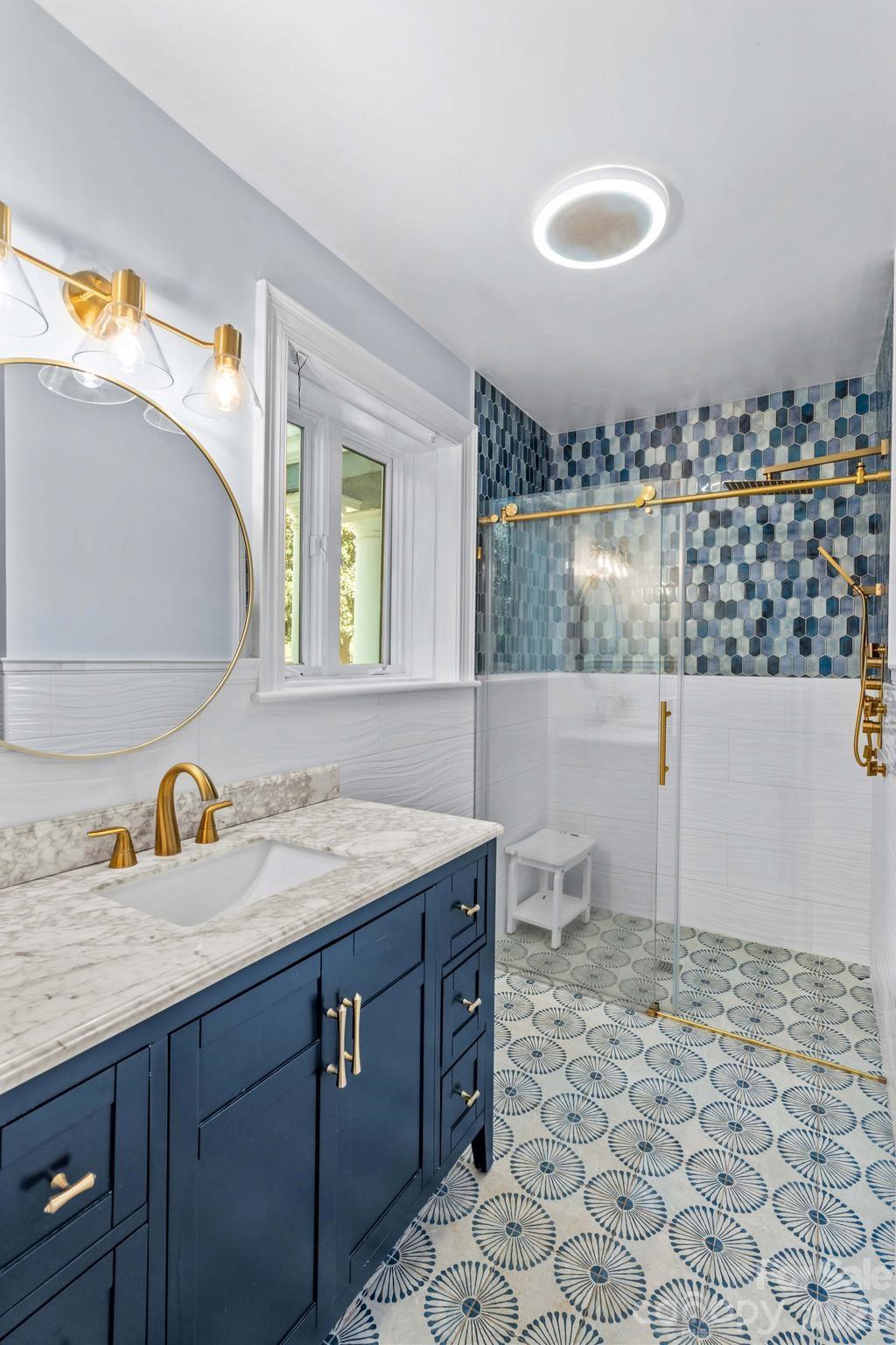 680 Fox Hollow Lane — Salisbury