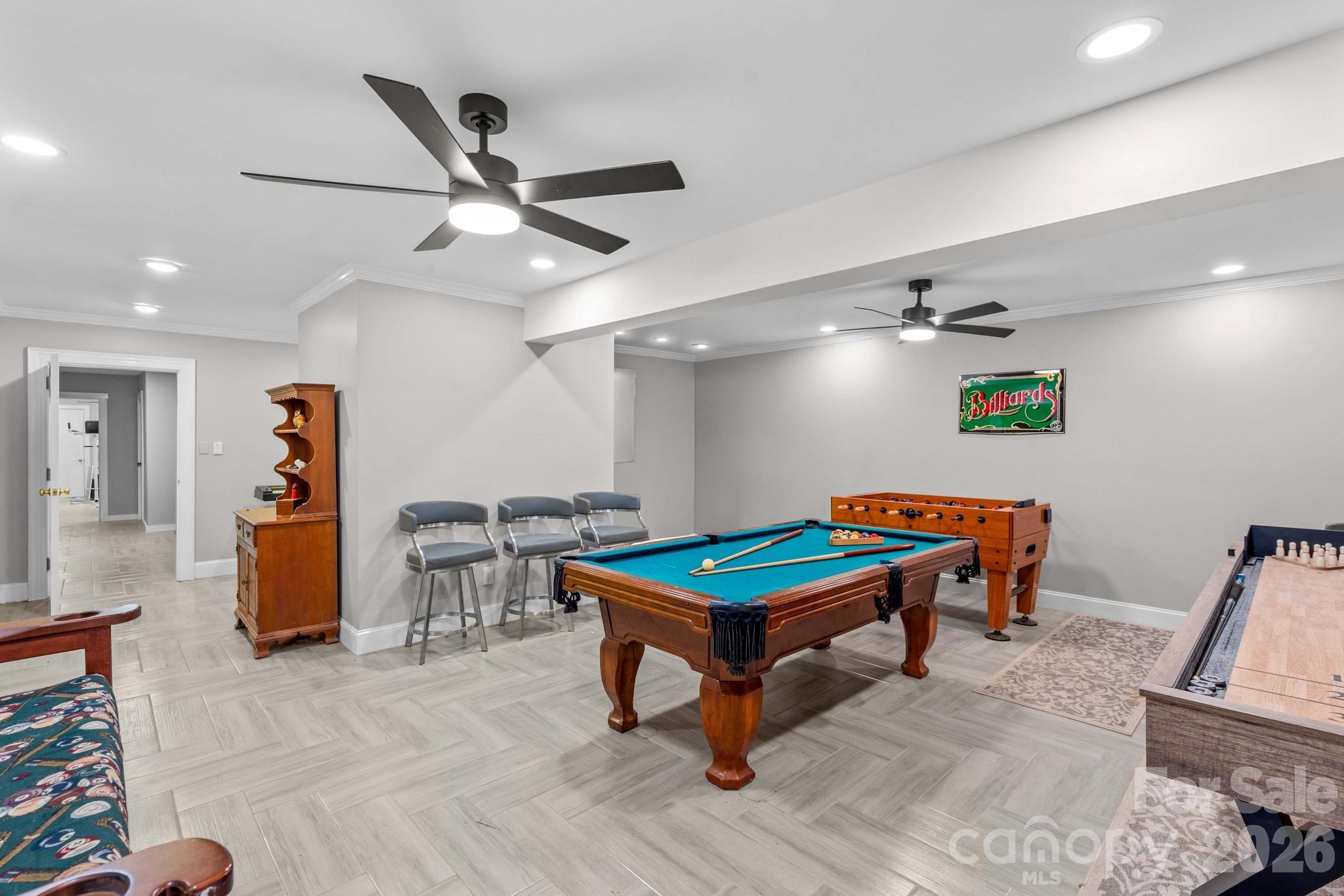 680 Fox Hollow Lane — Salisbury