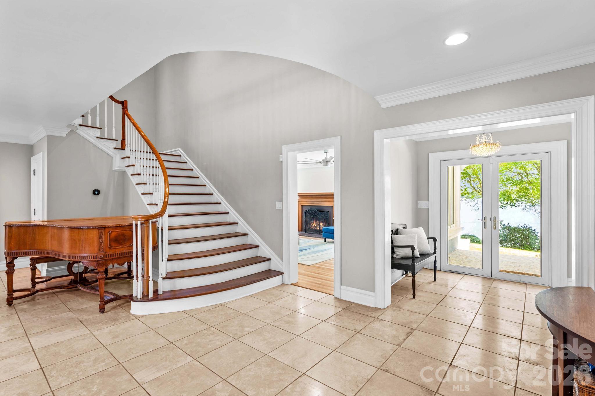 680 Fox Hollow Lane — Salisbury