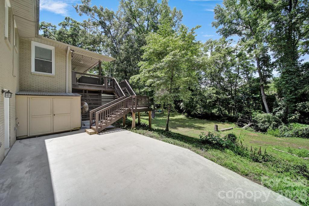 926 Meadow Lakes Road — Rock Hill